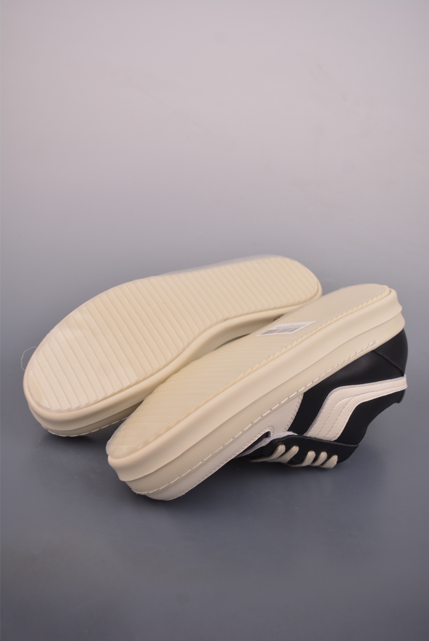 480 RO欧文斯Rickowens 主线 经典西瓜头款式“RO低帮 RU0282897-Chinese UA Cheap High Quatity Brand Clothes Bags handbags Sneakers wholesale wholesaler seller from China Factory suppliers Fashion Clothing Shoes best Quality Beautiful Price 480 RO欧文斯Rickowens 主线 经典西瓜头款式“RO低帮 RU0282897