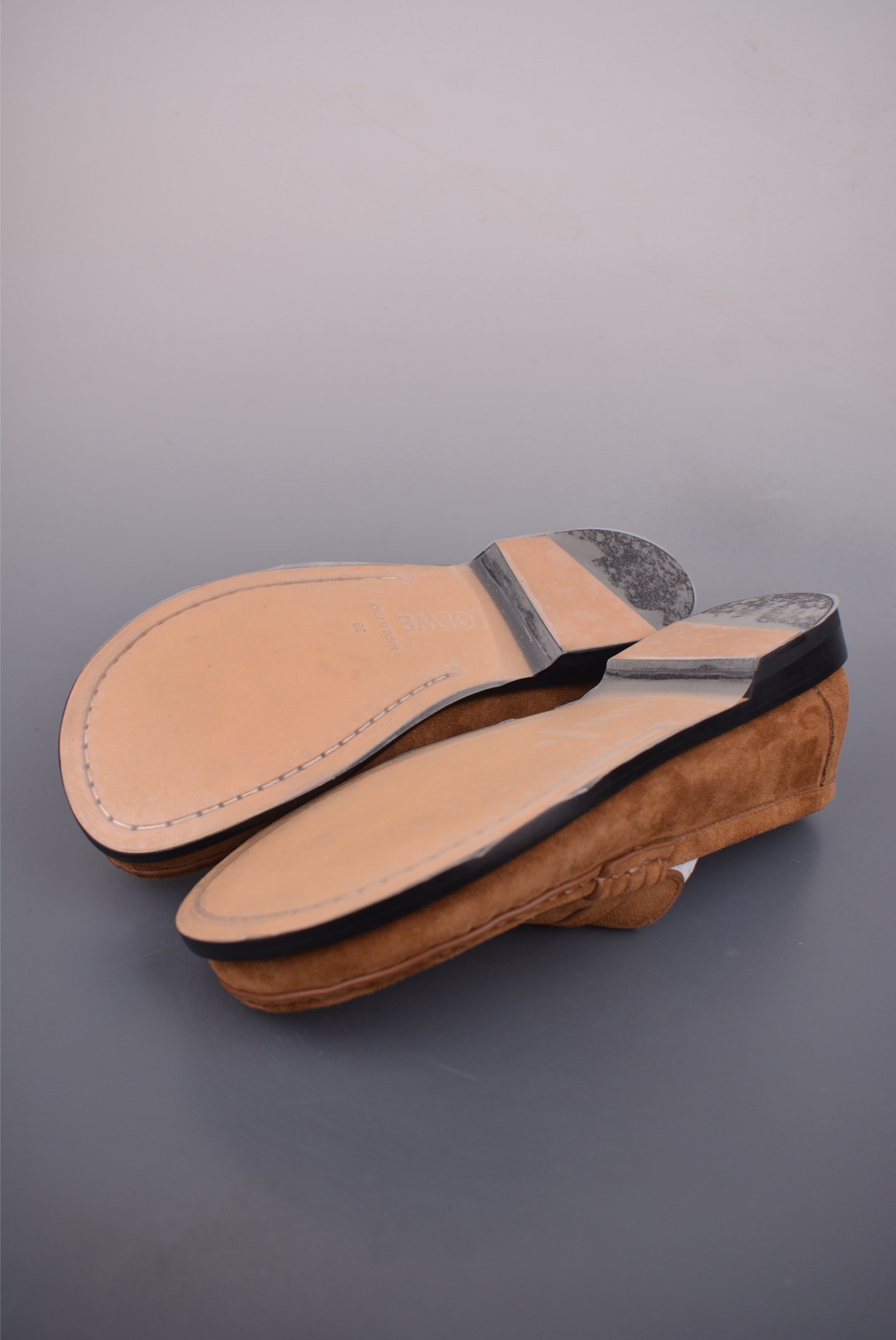 560 LOEWE罗意威老钱乐福鞋 美拉德色系老钱风乐福鞋 M186290X14