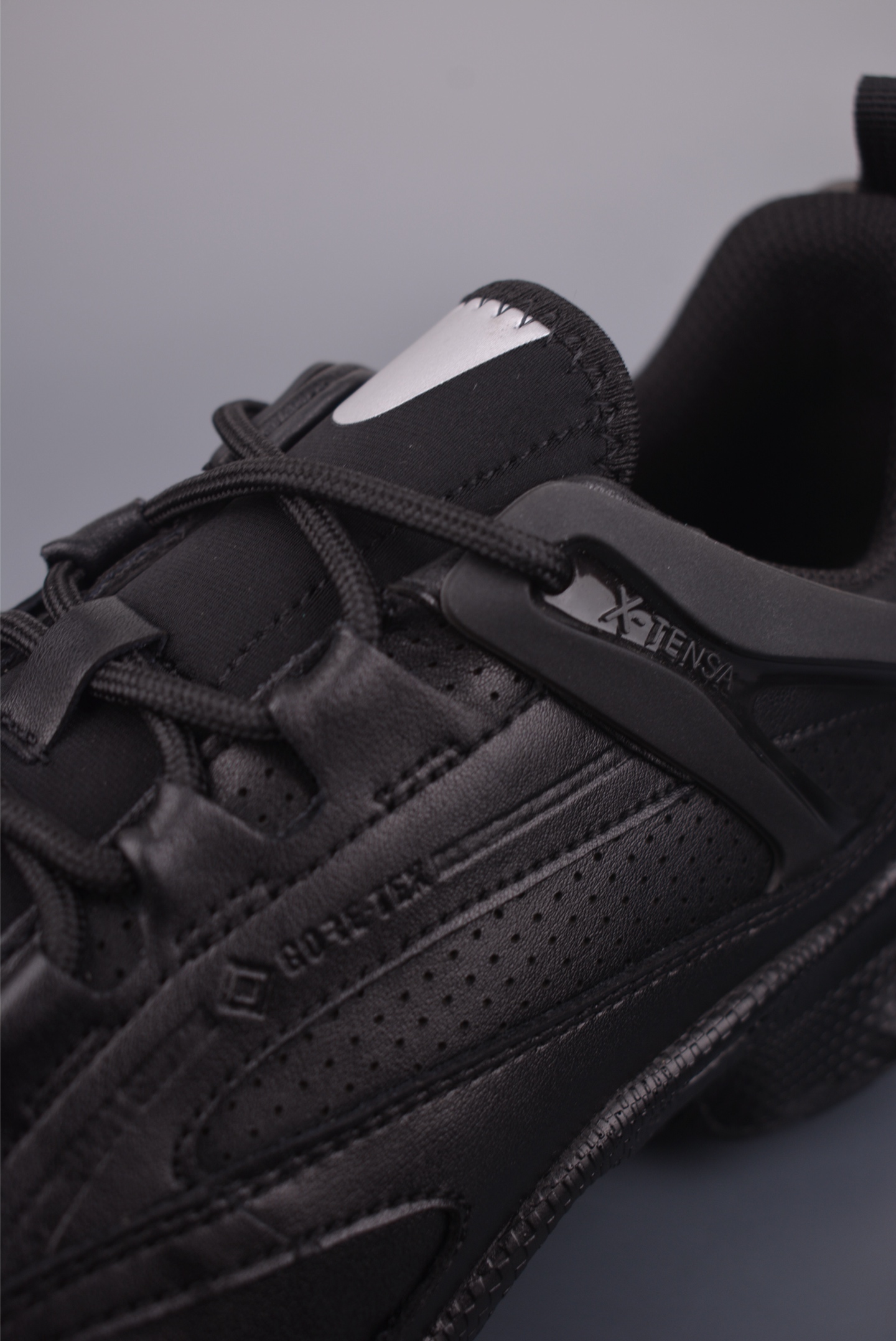 280 ECCO爱步跑步鞋百搭舒适 秋冬新款厚底休闲运动鞋男鞋 800424