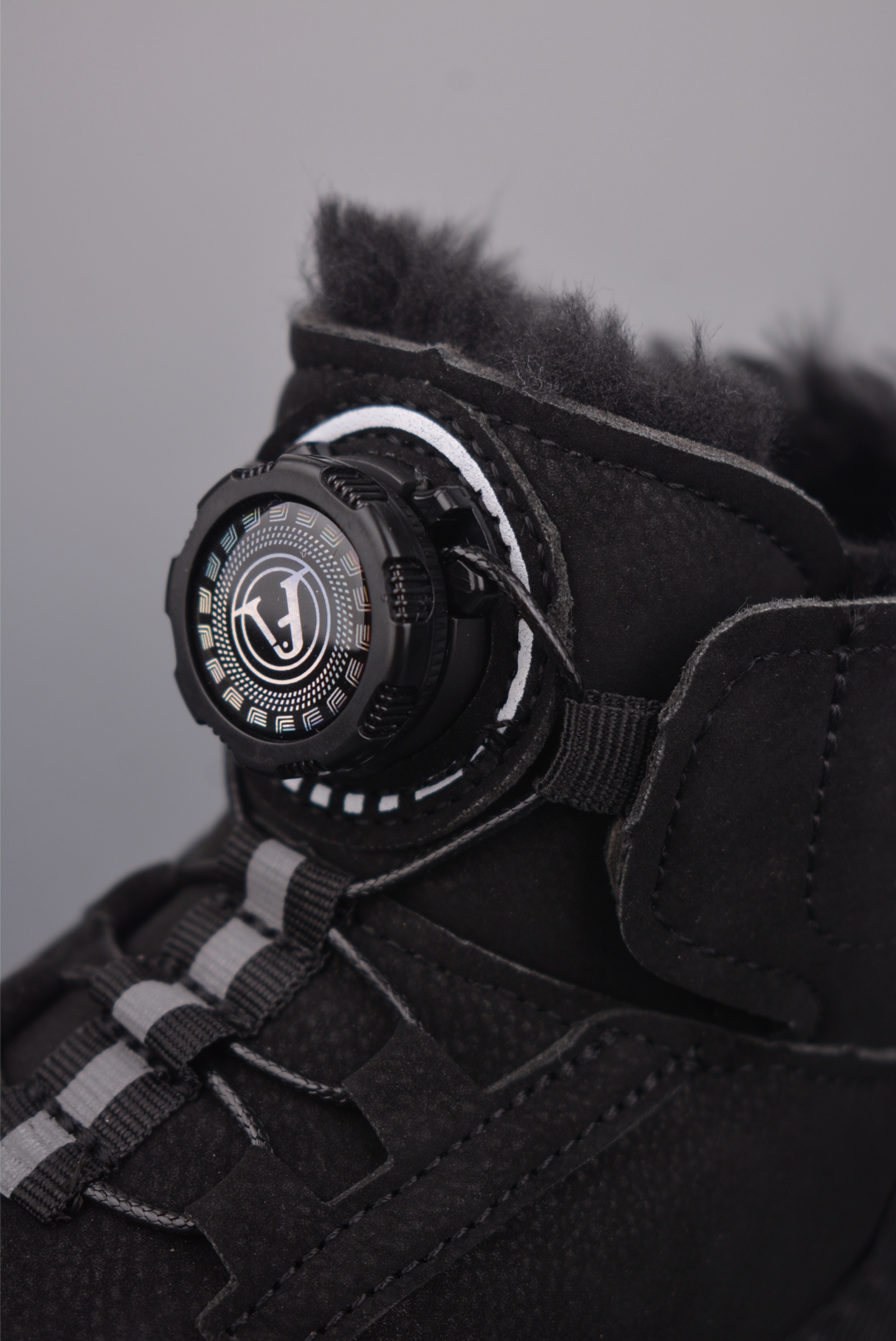 150 UGG 大童雪地靴 秋冬新款 加绒加厚时尚潮流棉鞋 92361