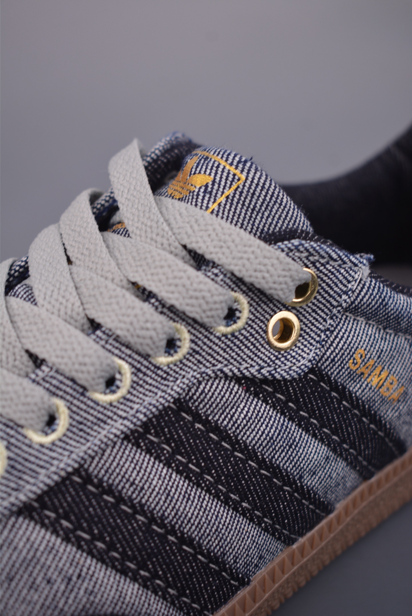 Adidas三叶草SAMBA W 休闲板鞋 KJ8859