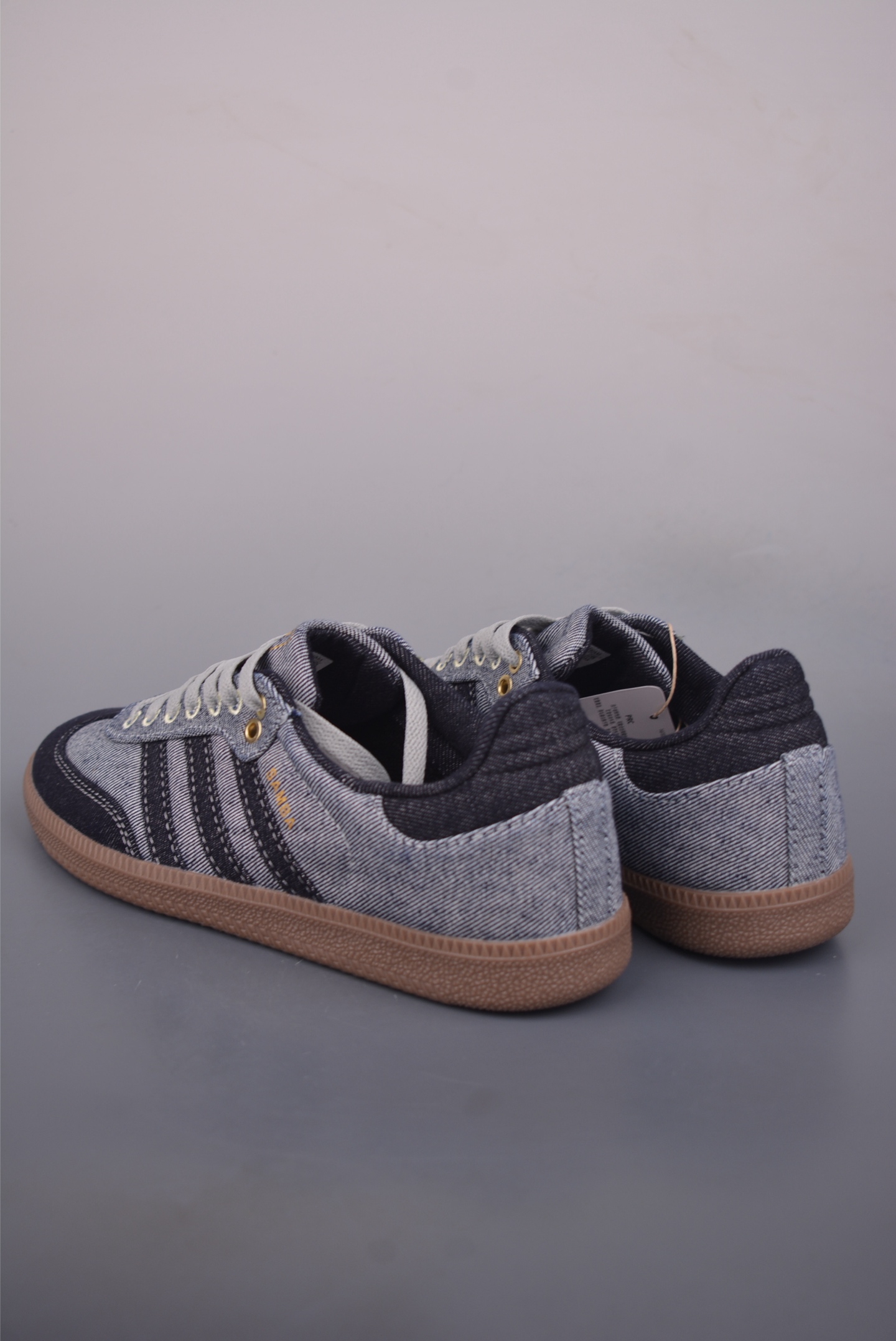 Adidas三叶草SAMBA W 休闲板鞋 KJ8859