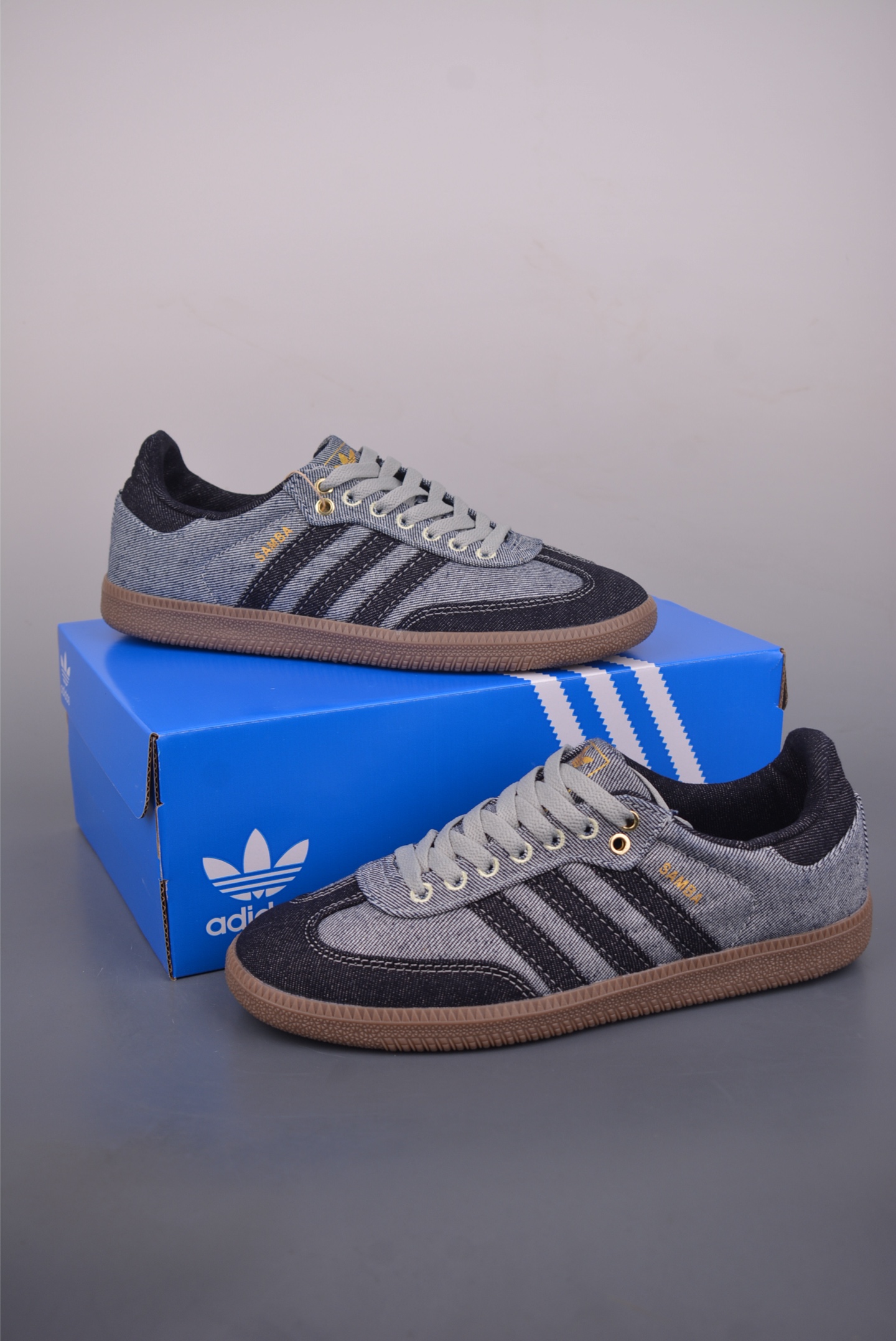 Adidas三叶草SAMBA W 休闲板鞋 KJ8859