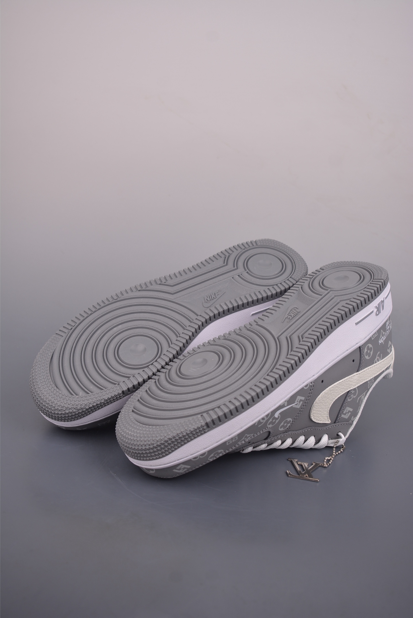 Nike Air Force 1 Low LV联名 NH0601-575