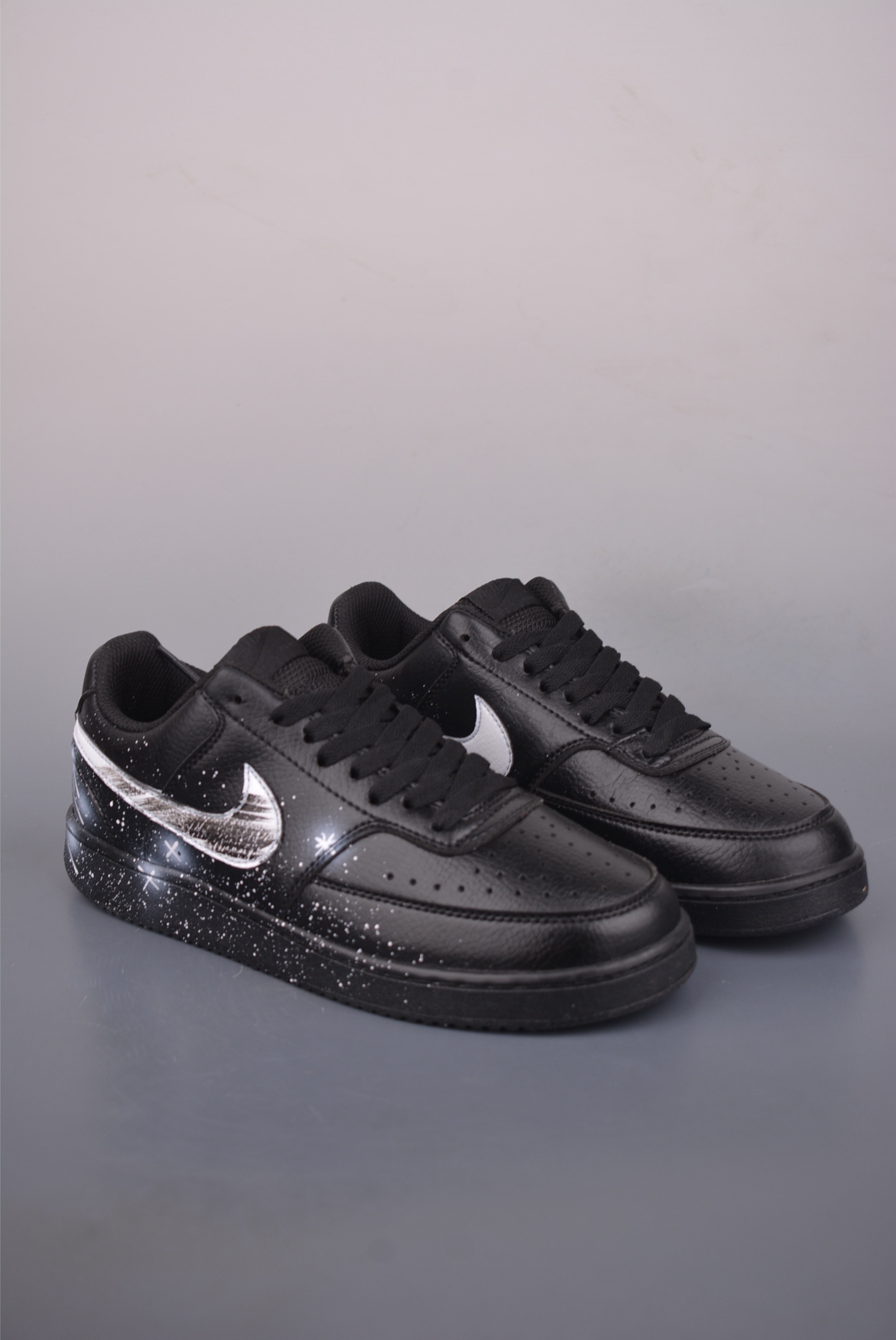 Nike Court Vision Low 手绘涂鸦 休闲运动板鞋 纯原版本 低帮百搭透气休闲运动板鞋 DH2987 Nike Court Vision Low 手绘涂鸦 休闲运动板鞋 纯原版本 低帮百搭透气休闲运动板鞋 DH2987