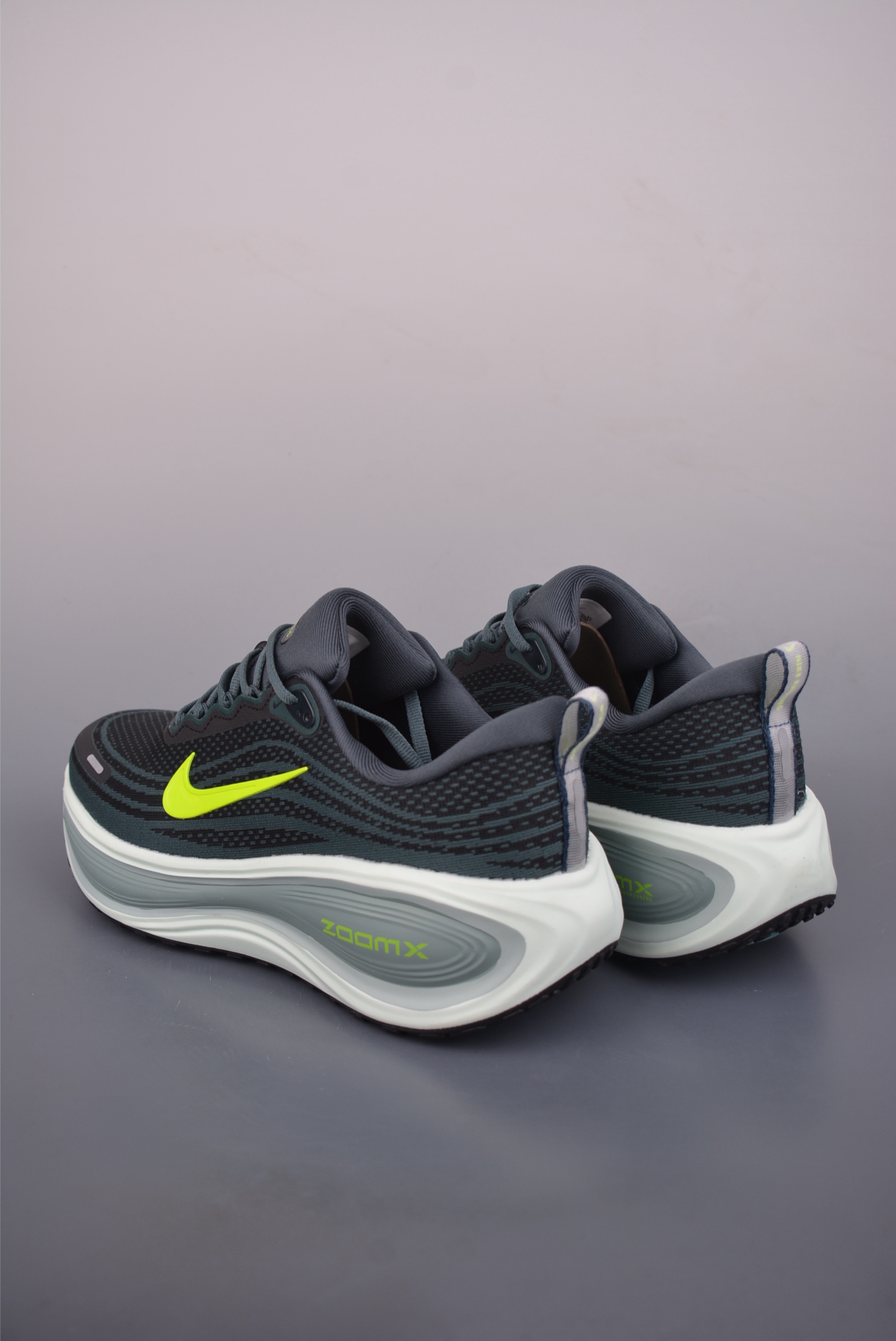 Nike Air Zoom Vomero Plus HV8150-300