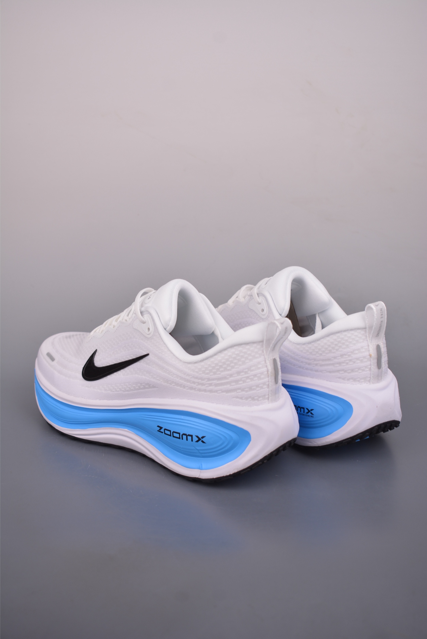 Nike Air Zoom Vomero Plus HV8150-103 Nike Air Zoom Vomero Plus HV8150-103