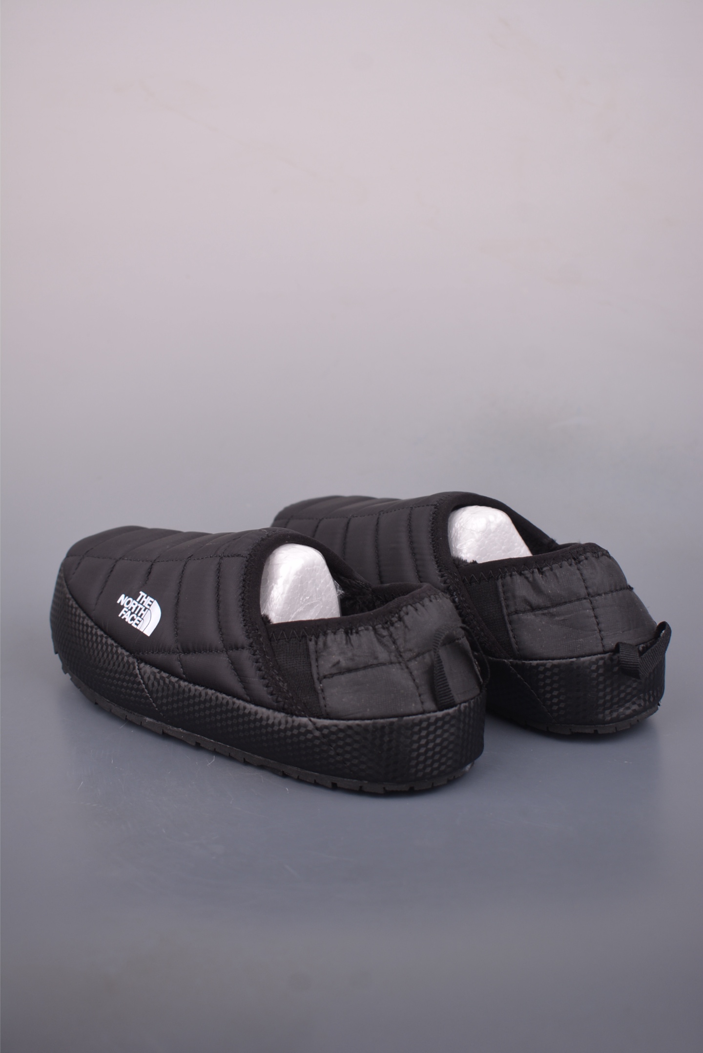 150 W TheRMobaLL 北面 休闲秋冬保暖绒毛 户外保暖棉鞋一脚穿懒人鞋 NFOA3UZN2529