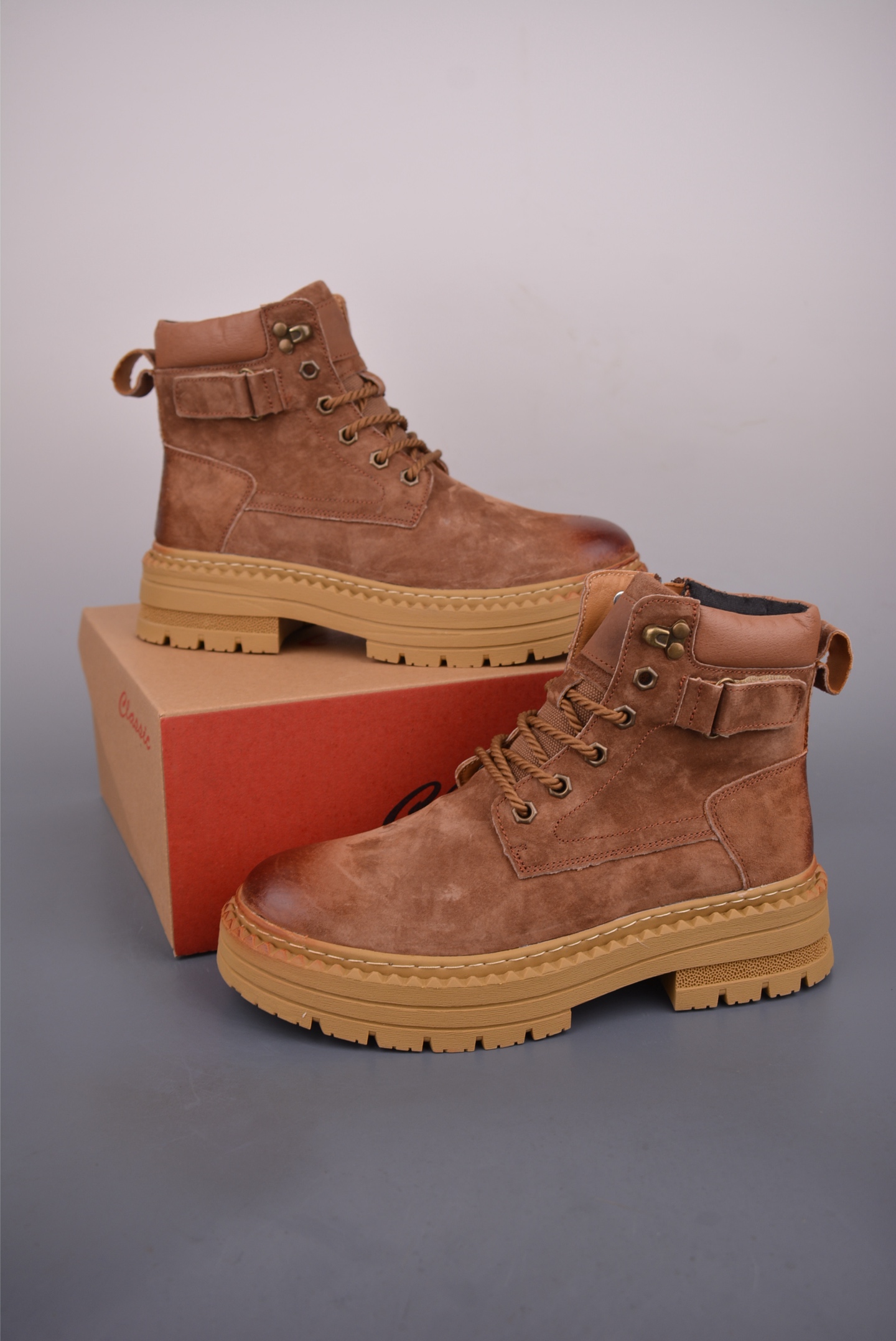 280 CAT Fashion卡特 硬汉推土机品牌 经典百搭户外休闲大黄靴系列