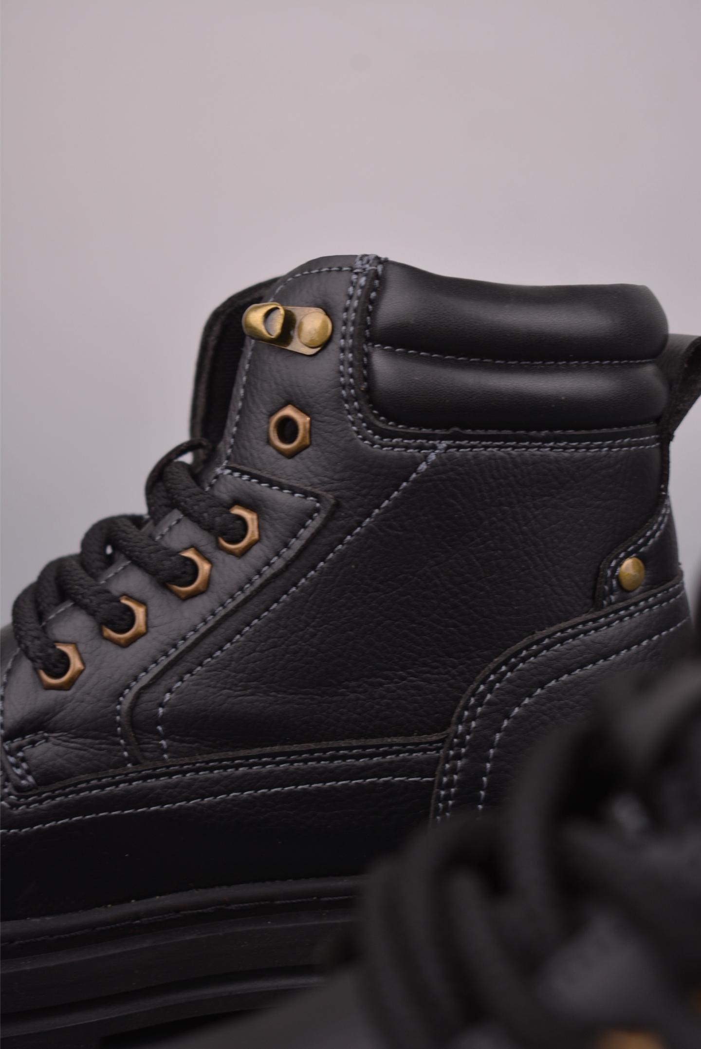 220 Timberland添柏岚/天伯伦 经典款 25ss新款中帮 经典再造 TB99556