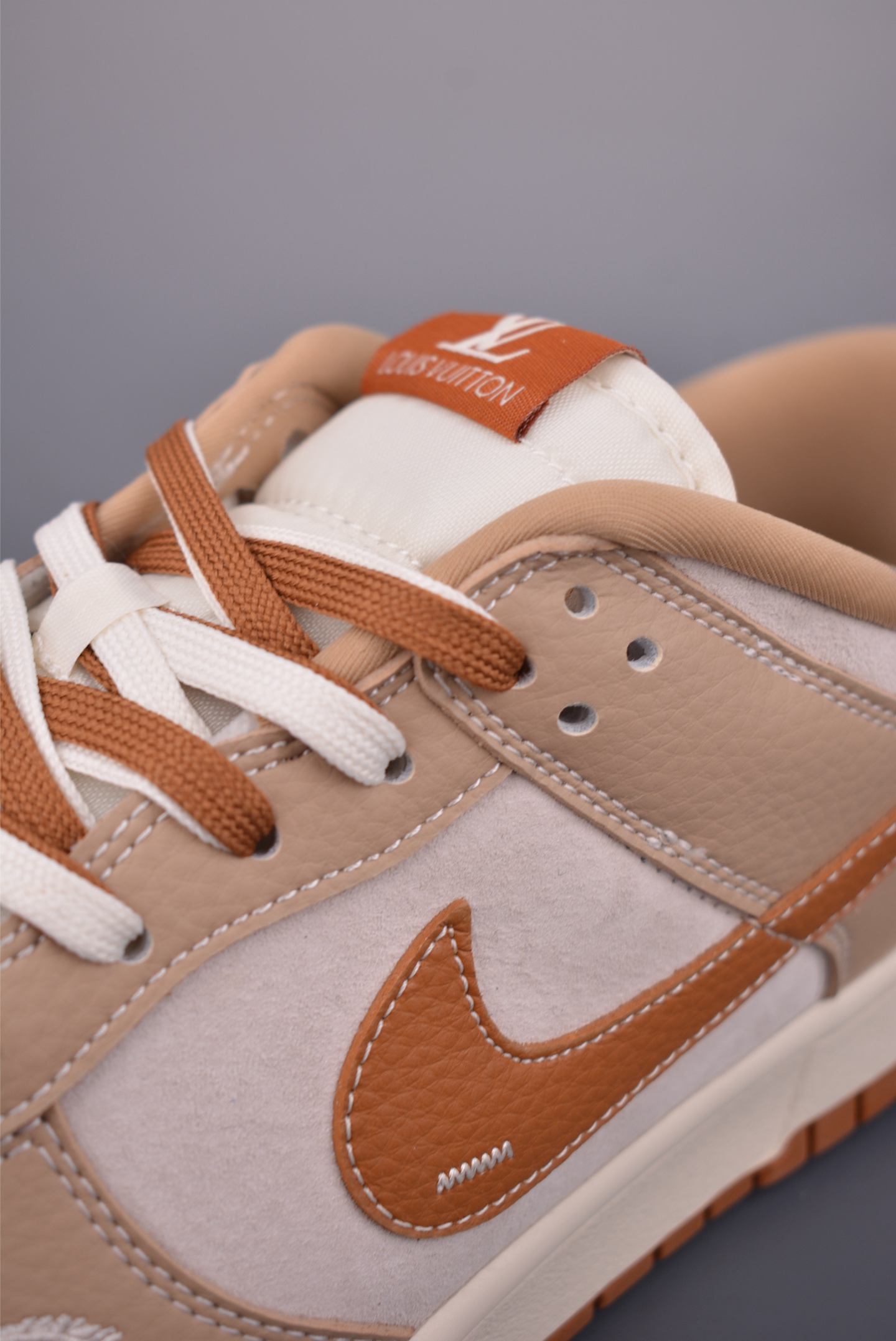 280 Nike SB Dunk Low 斯图西 x LV联名 SG6688-005