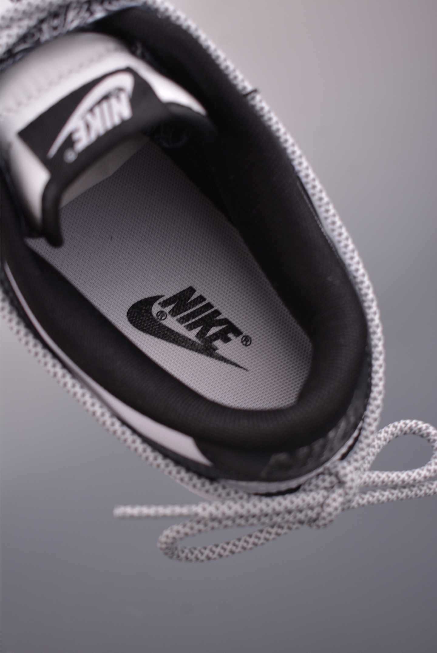 280 Nike SB Dunk Low 解构绑带 HF5441-100