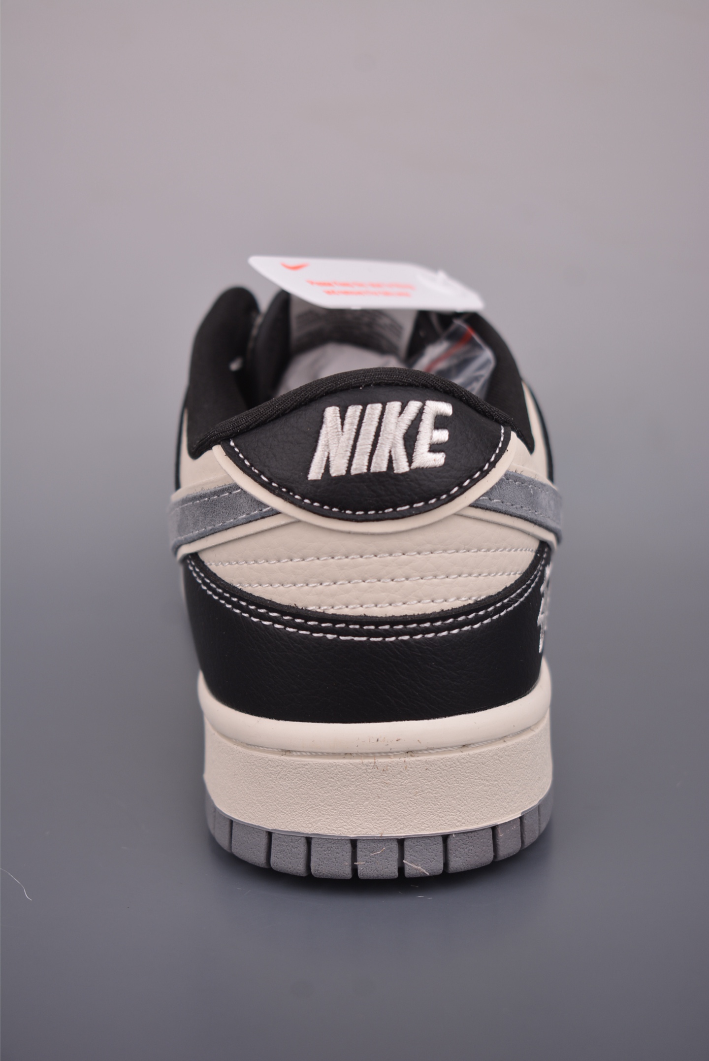 280 Nike SB Dunk Low 斯图西联名 DN3168-003