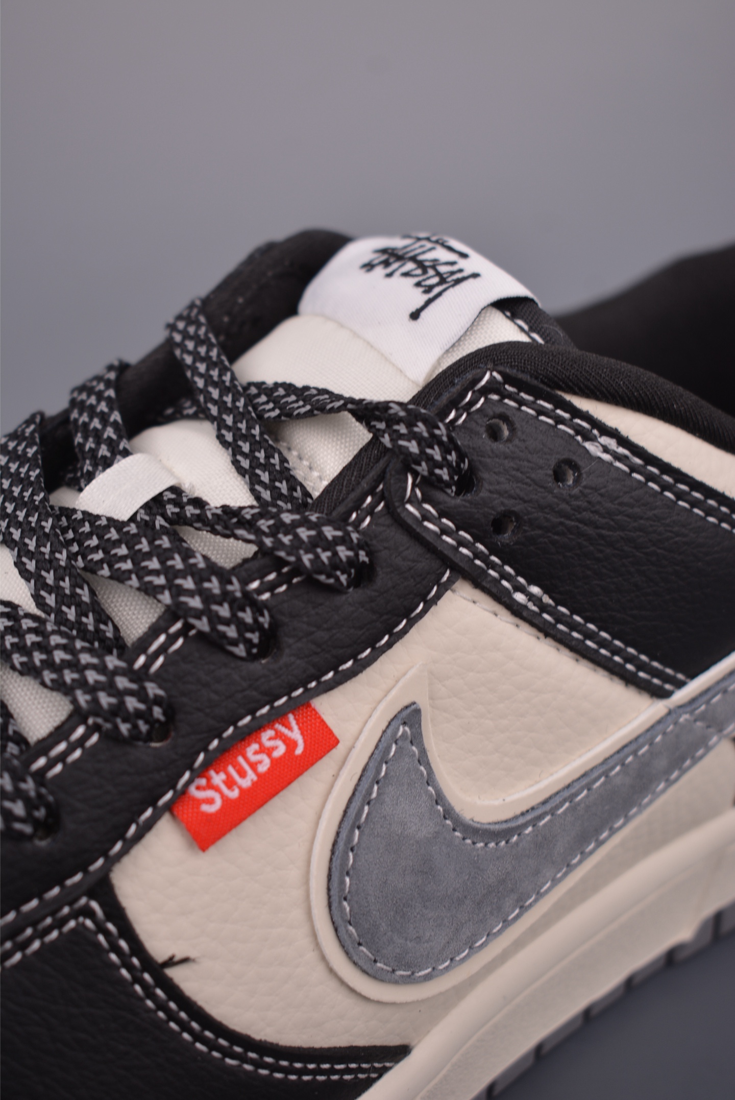 280 Nike SB Dunk Low 斯图西联名 DN3168-003