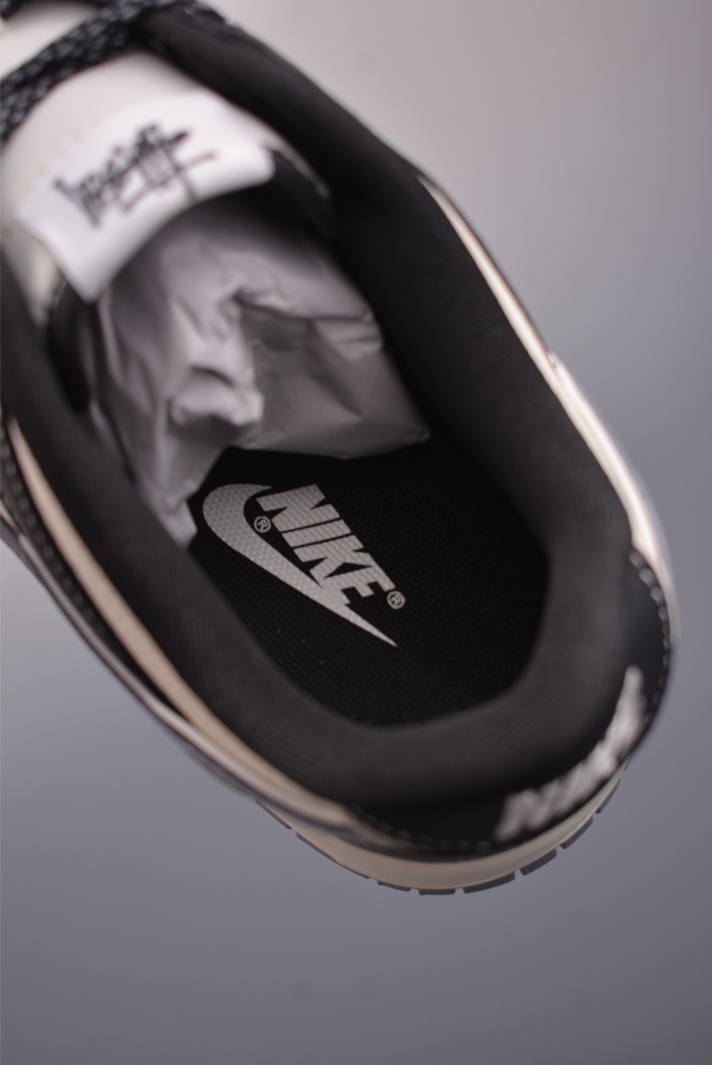 280 Nike SB Dunk Low 斯图西联名 DN3168-003