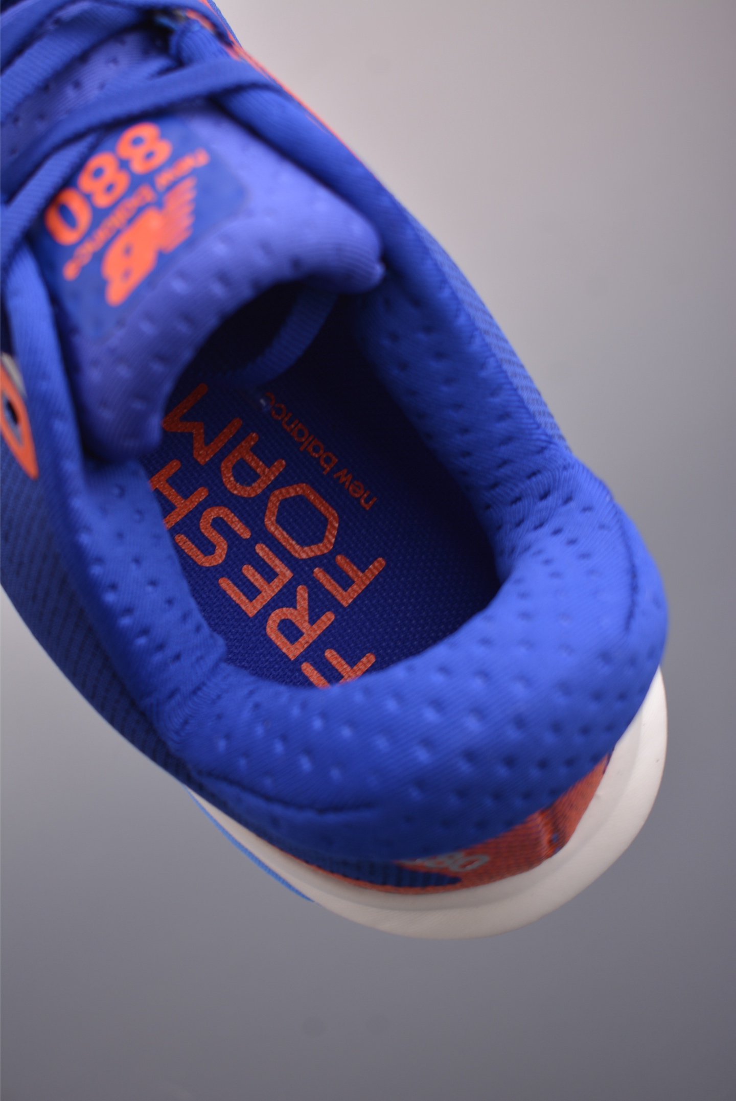 200 New Balance Fresh FoamX880 轻便缓冲低帮跑步鞋 W8801124-Chinese UA Cheap High Quatity Brand Clothes Bags handbags Sneakers wholesale wholesaler seller from China Factory suppliers Fashion Clothing Shoes best Quality Beautiful Price 200 New Balance Fresh FoamX880 轻便缓冲低帮跑步鞋 W8801124