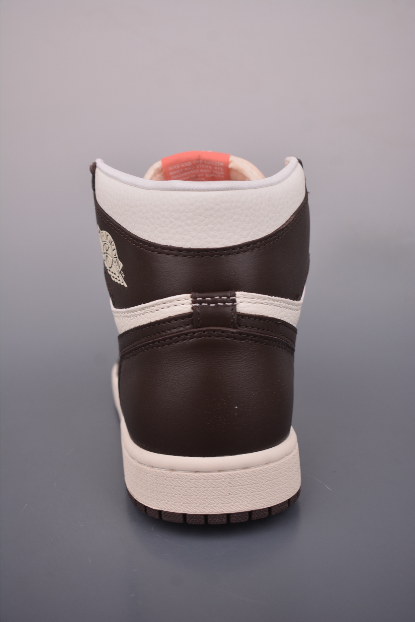 220 AIR JORDAN1 RETRO HI 高邦 FD2596-200