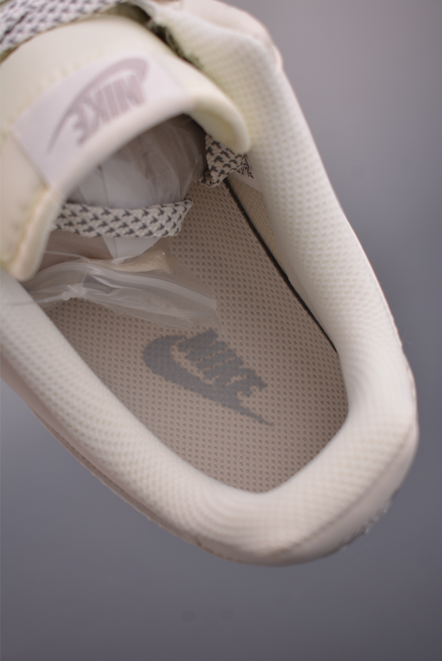 260 Nike Air Force 1 Low 米白灰 XX3168-185