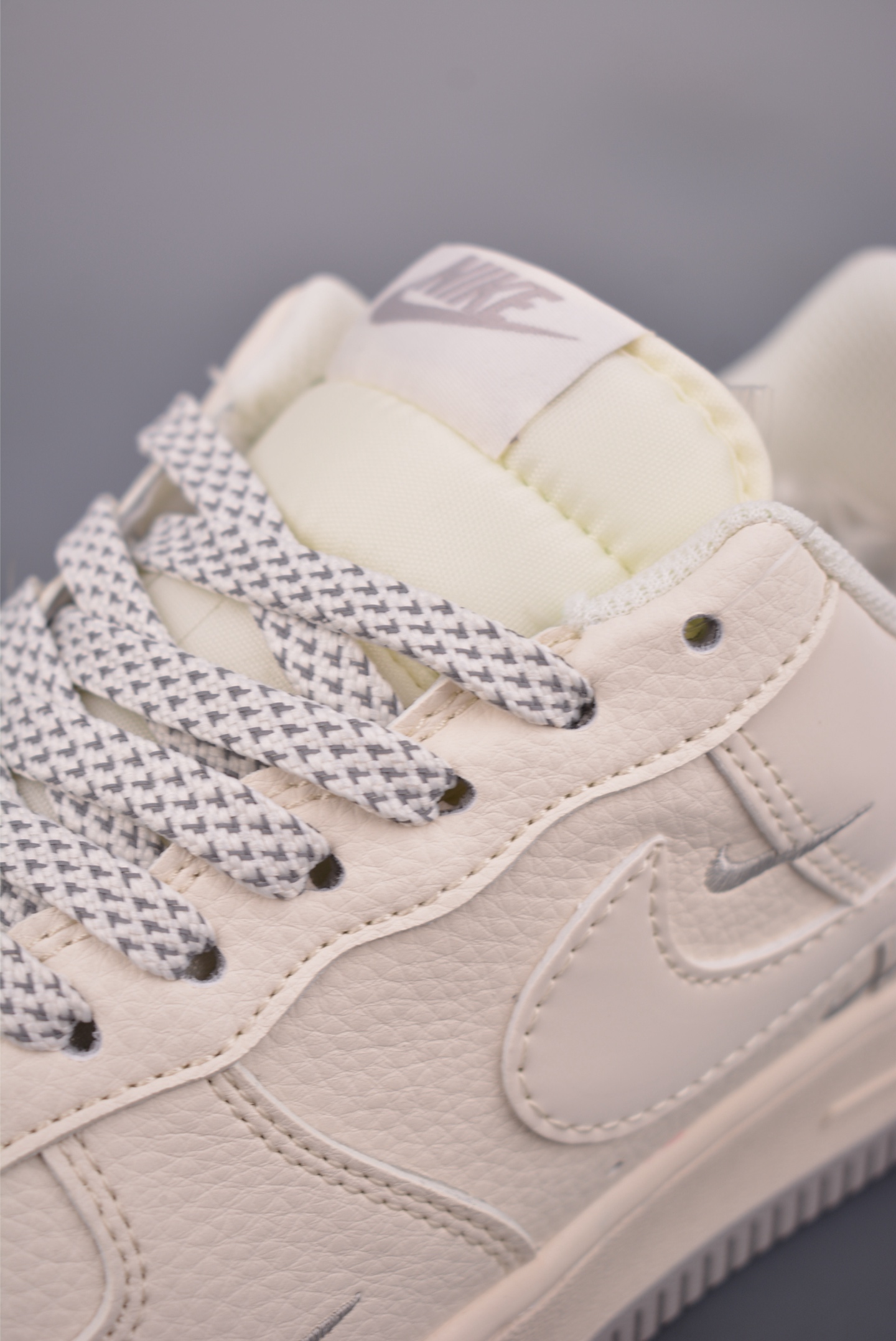 260 Nike Air Force 1 Low 米白灰 XX3168-185