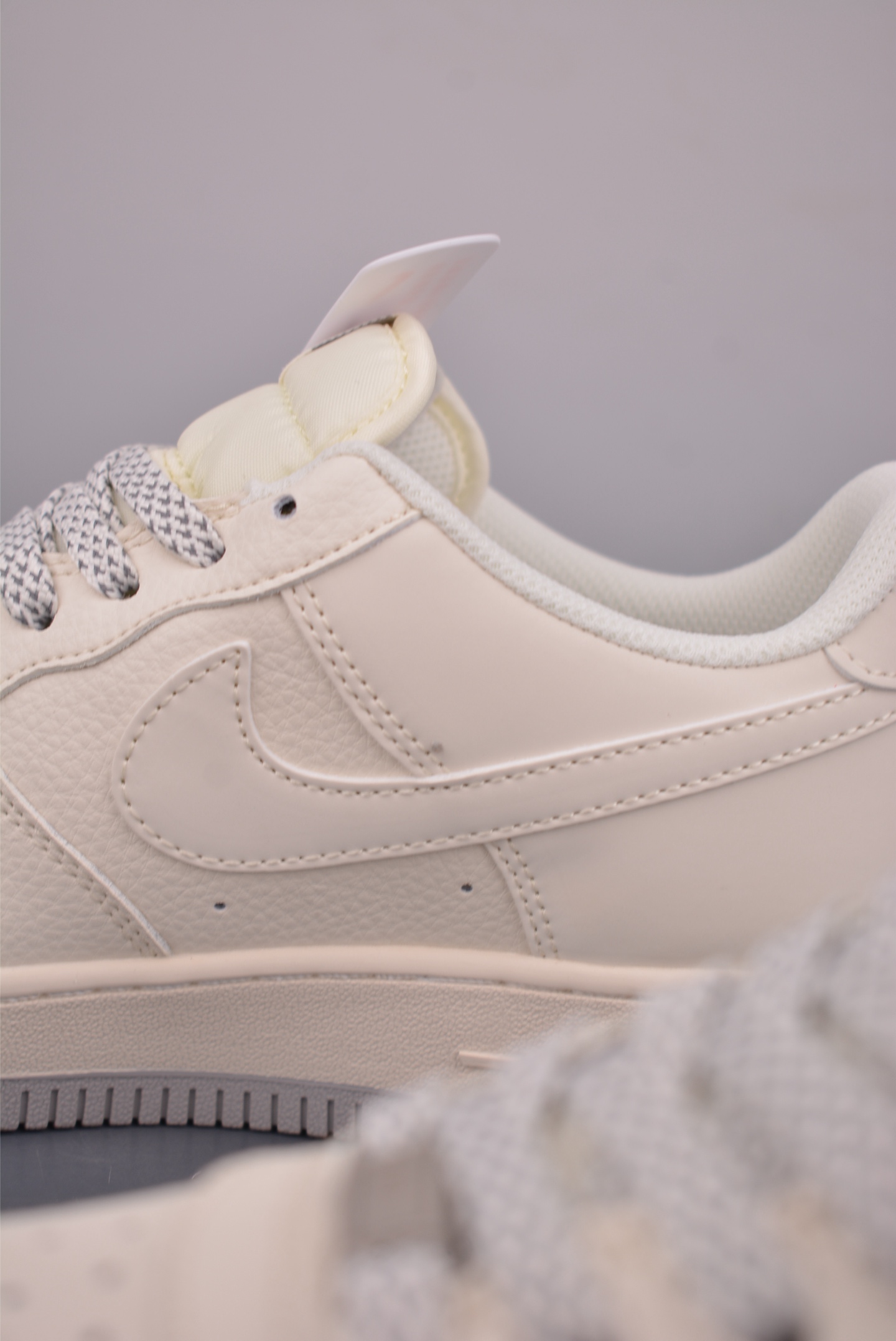 260 Nike Air Force 1 Low 米白灰 XX3168-185