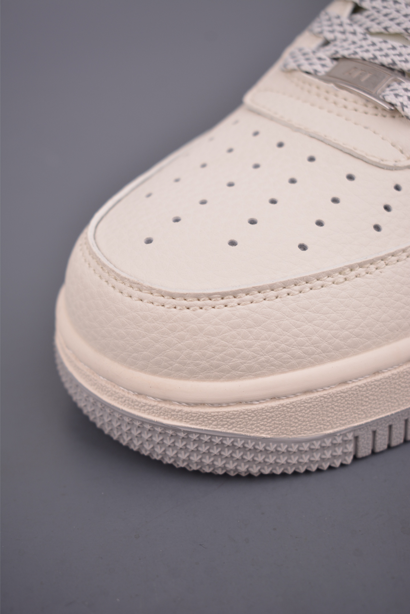 260 Nike Air Force 1 Low 米白灰 XX3168-185