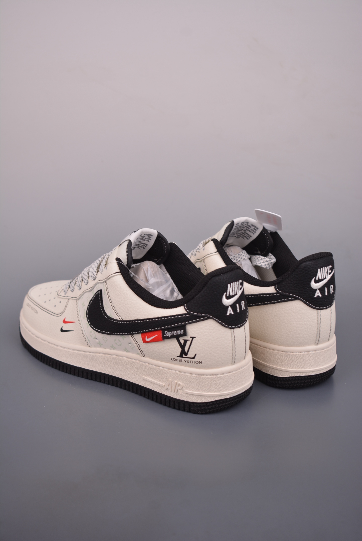 260 Nike Air Force 1 Low LV联名 MZ9588-812