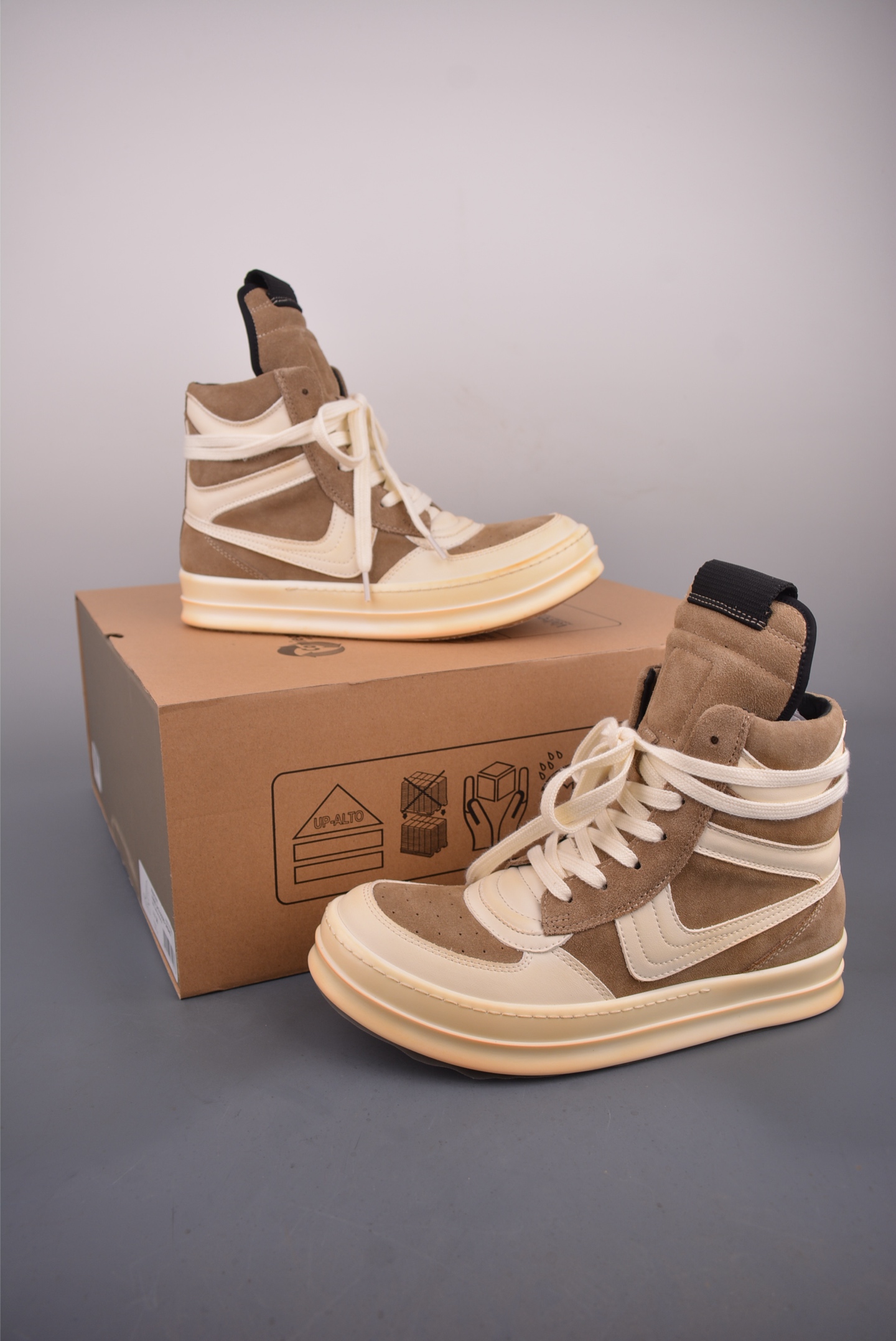 680 RO欧文斯Rickowens 细带摩卡 长舌厚底高邦 RU02C7811-Chinese UA Cheap High Quatity Brand Clothes Bags handbags Sneakers wholesale wholesaler seller from China Factory suppliers Fashion Clothing Shoes best Quality Beautiful Price 680 RO欧文斯Rickowens 细带摩卡 长舌厚底高邦 RU02C7811