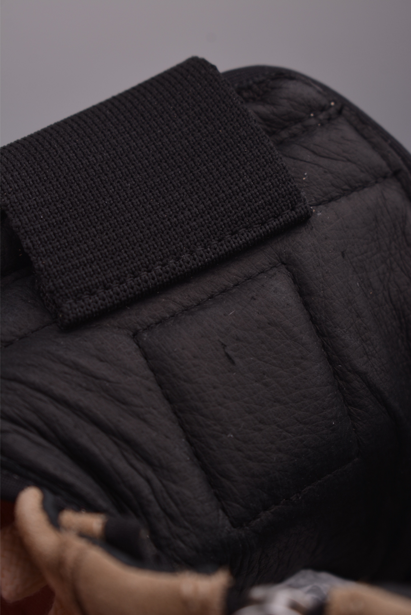 680 RO欧文斯Rickowens 细带摩卡 长舌厚底高邦 RU02C7811-Chinese UA Cheap High Quatity Brand Clothes Bags handbags Sneakers wholesale wholesaler seller from China Factory suppliers Fashion Clothing Shoes best Quality Beautiful Price 680 RO欧文斯Rickowens 细带摩卡 长舌厚底高邦 RU02C7811