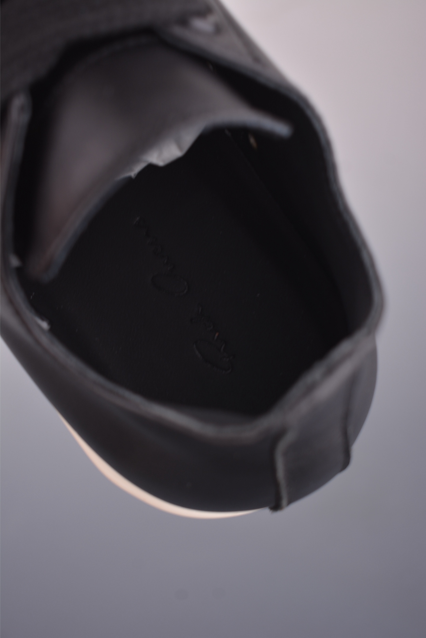 500 莞顶渠道 瑞克 欧文斯Rick owens 主线 经典西瓜头 RO低帮厚底粗绑带纯黑皮面 RU02B2897