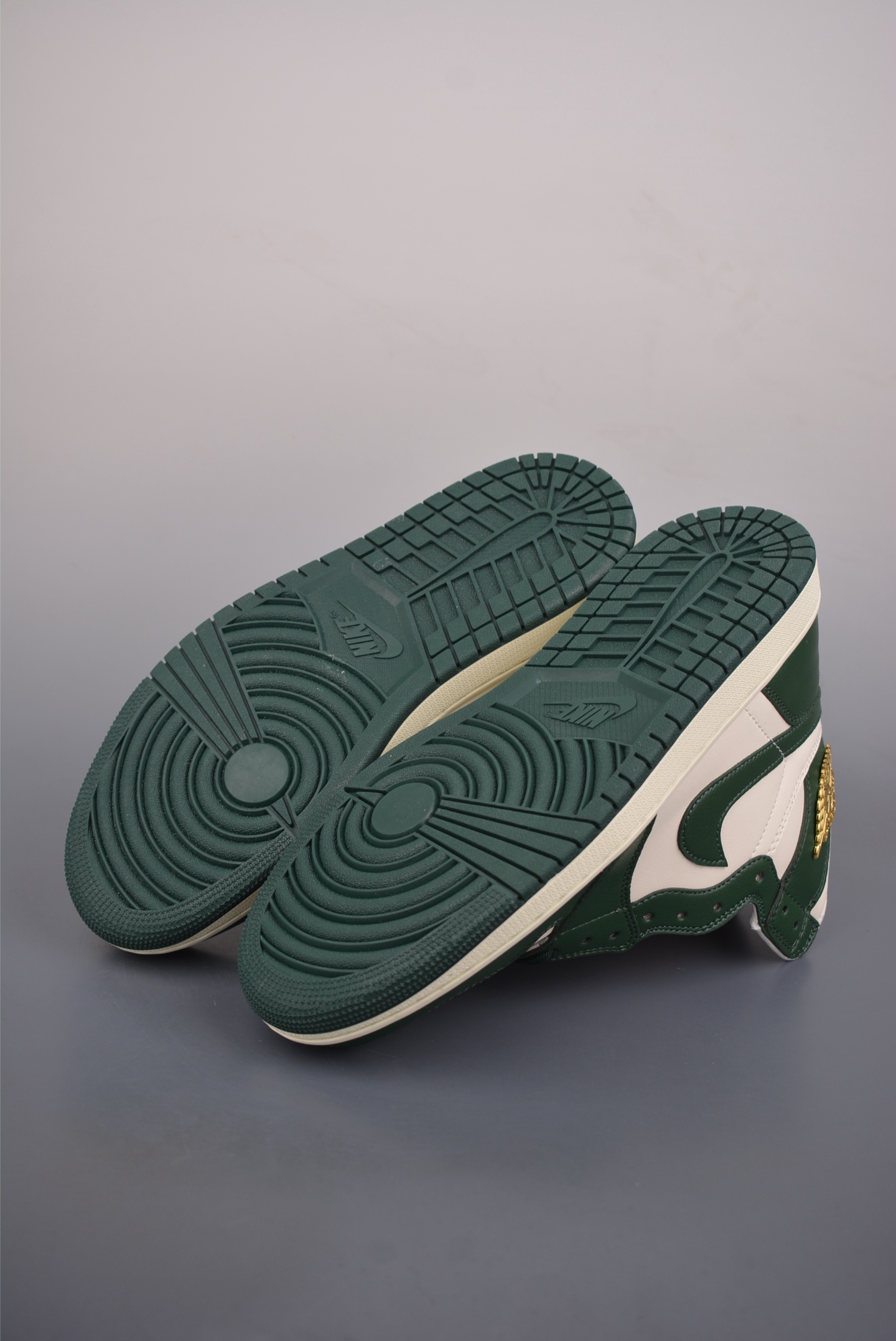 AIR JORDAN1 RETRO HI 高邦 FD2596-101-Top High Quatity Cheap Sneakers Fashion Clothing Clothes Bags handbags Shoes of all Brand wholesale With The best Quality And Beautiful Price from China Factory Chinese suppliers wholesaler seller AIR JORDAN1 RETRO HI 高邦 FD2596-101