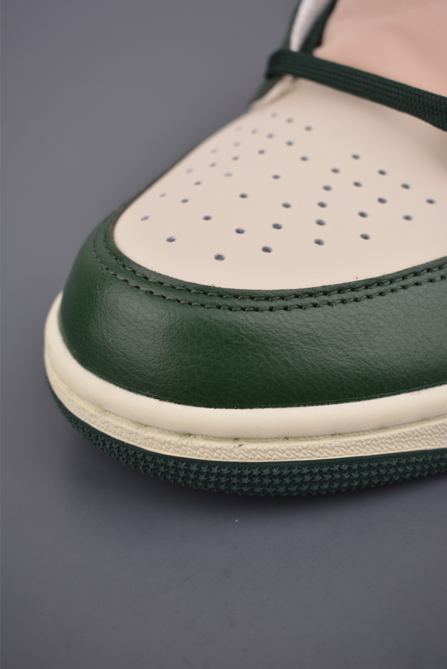 AIR JORDAN1 RETRO HI 高邦 FD2596-101-Top High Quatity Cheap Sneakers Fashion Clothing Clothes Bags handbags Shoes of all Brand wholesale With The best Quality And Beautiful Price from China Factory Chinese suppliers wholesaler seller AIR JORDAN1 RETRO HI 高邦 FD2596-101