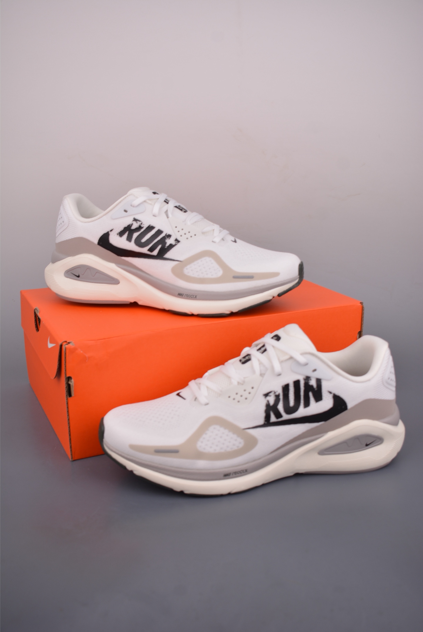 180 Nike Air STRUCTURE 26 全新科技提前原鞋开发 运动跑鞋 IB5698-100