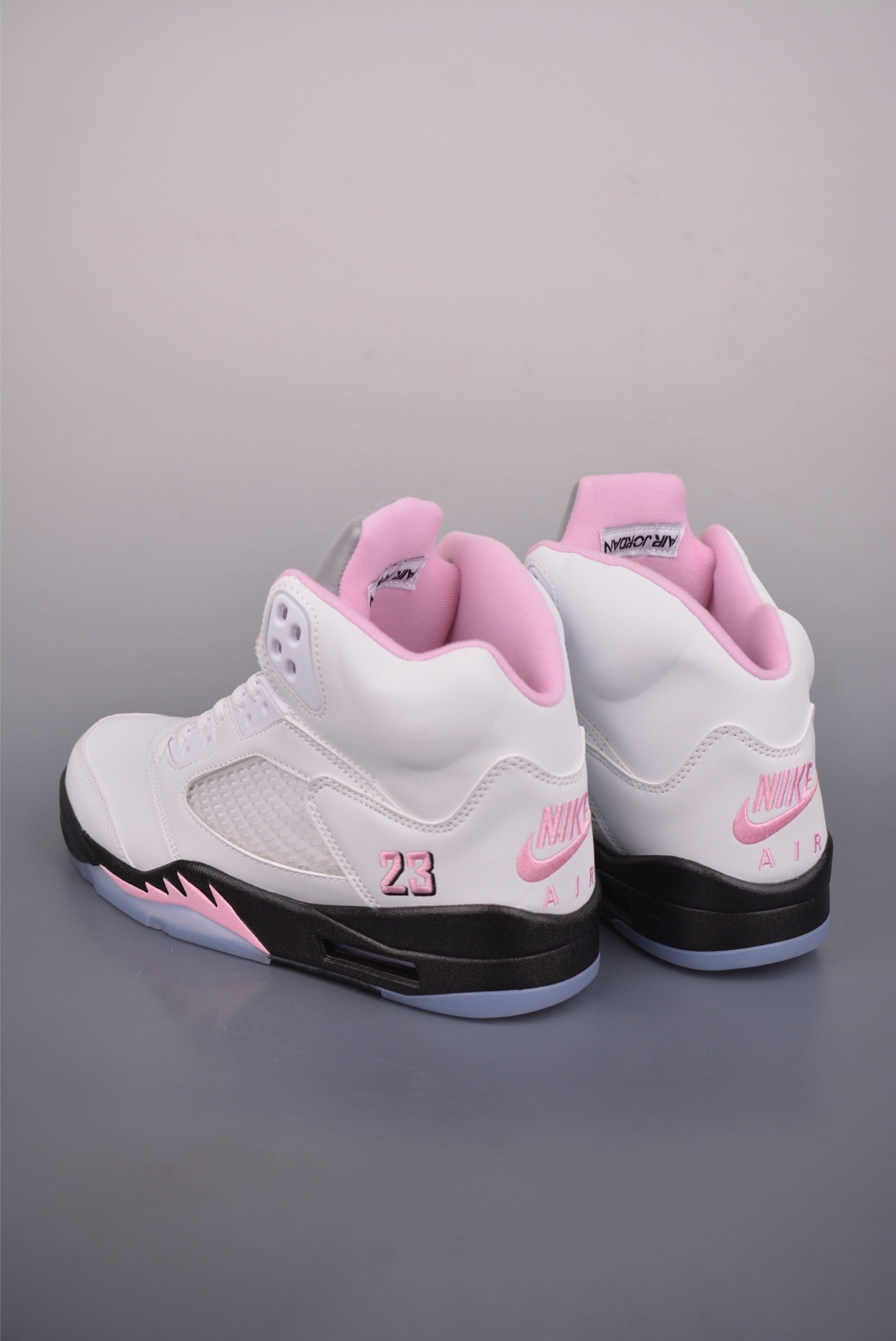280 Air Jordan 5 Retro 乔丹5 复刻白粉黑 HQ7978-102