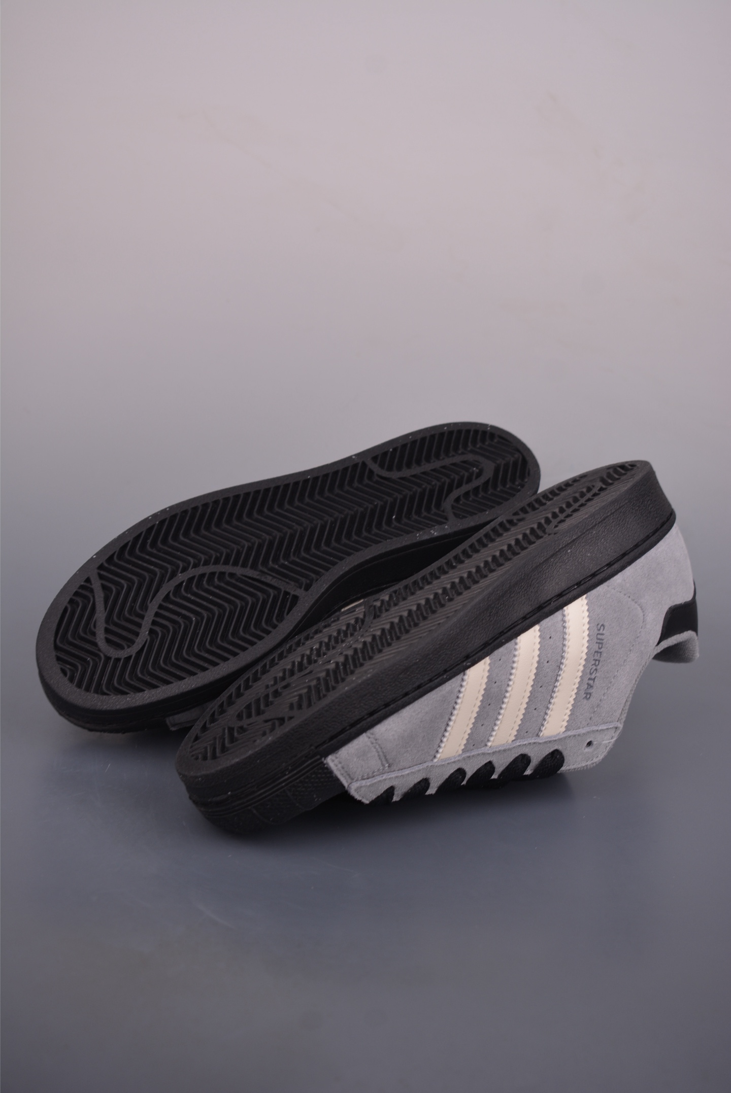 140 Adidas Originals Superstar 2025全新版本 贝壳头 JQ3222