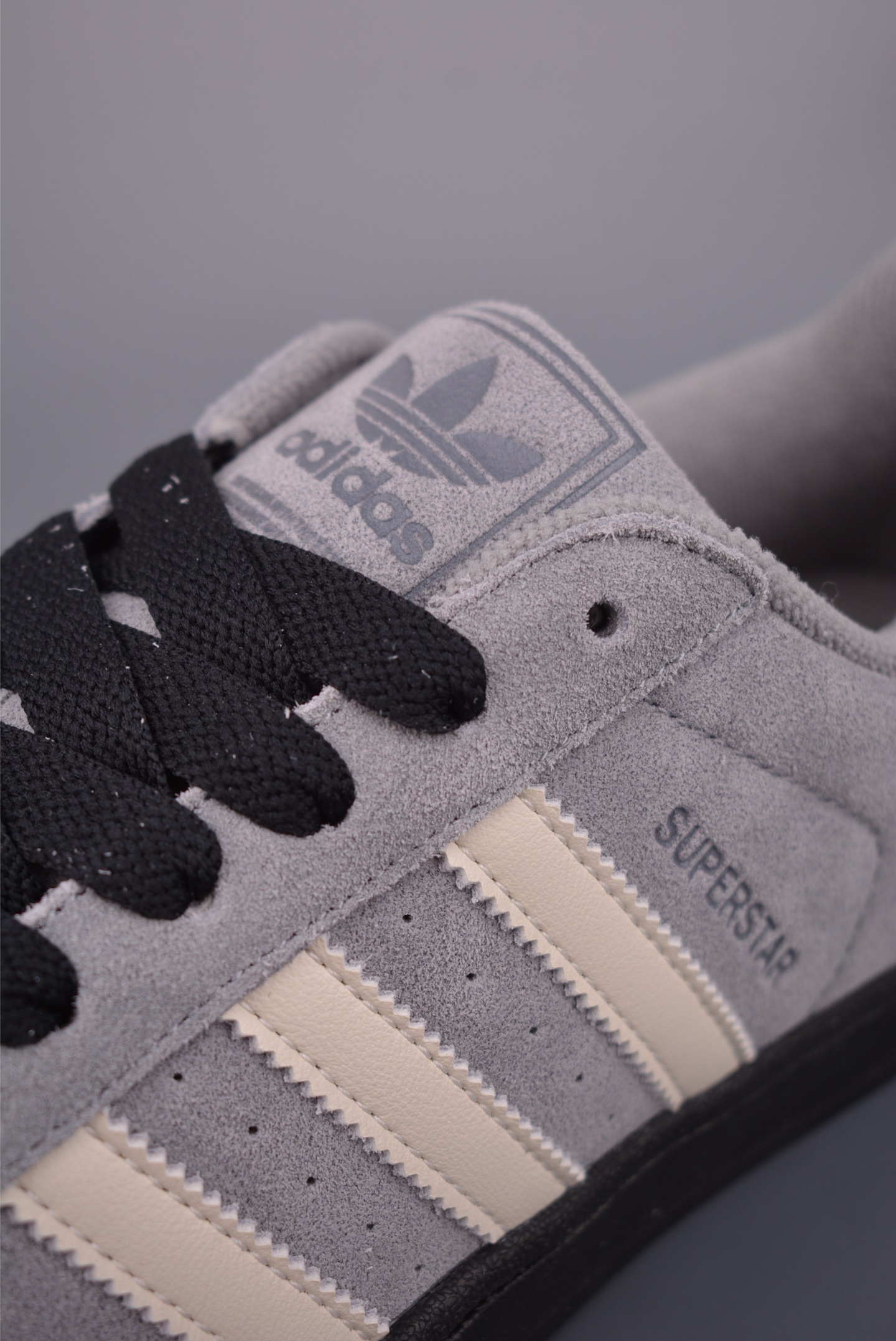140 Adidas Originals Superstar 2025全新版本 贝壳头 JQ3222