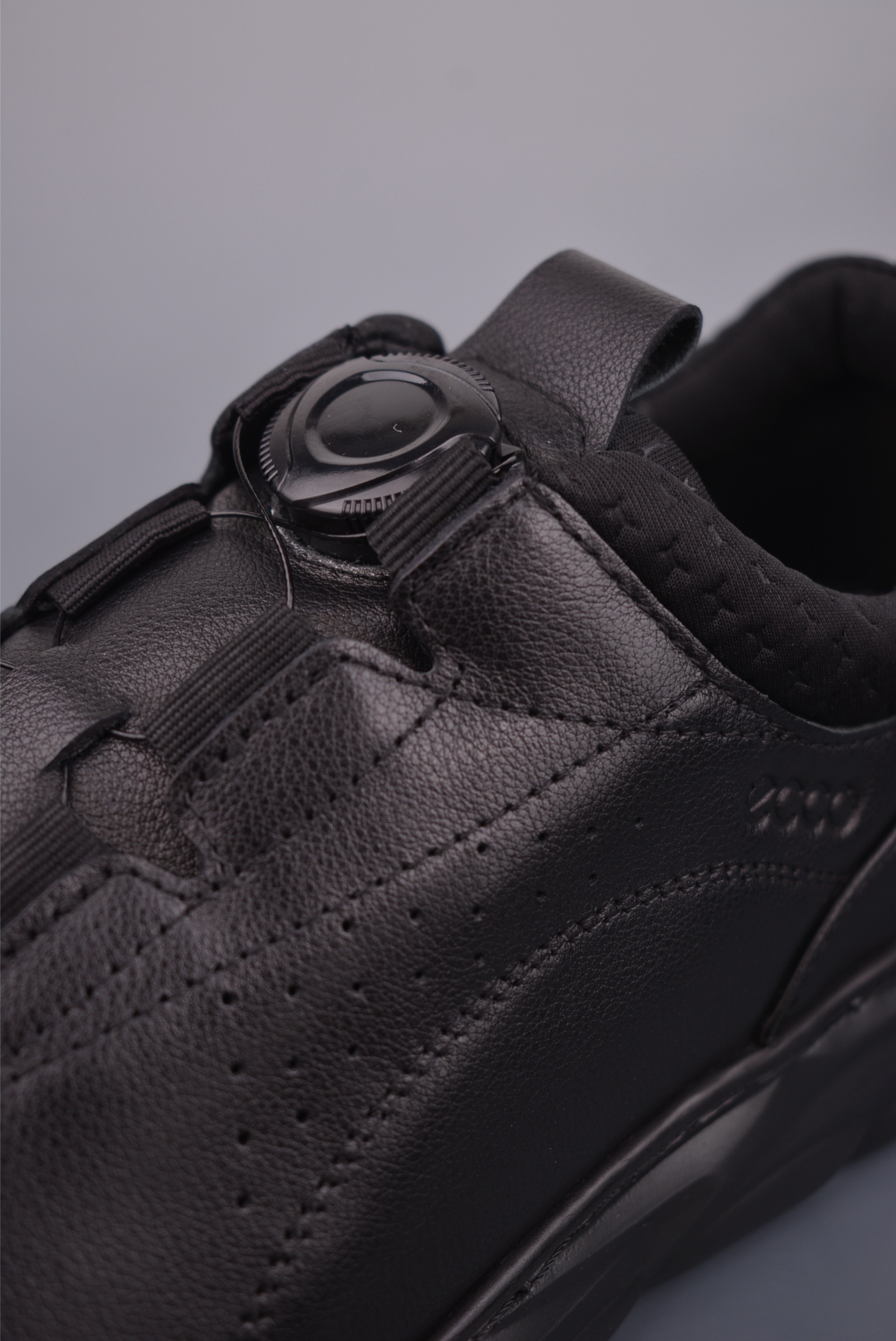 300 ECCO爱步跑步鞋百搭舒适 秋冬新款厚底休闲运动鞋男鞋 875825