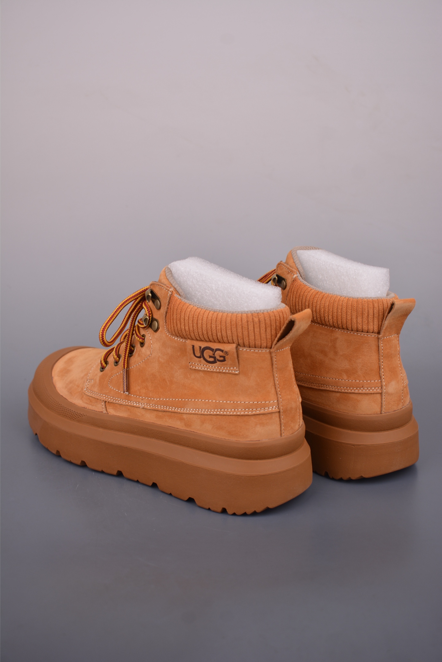 280 美国轻奢品牌 UGG M Tasman Weather Hybrid 塔斯曼混合系列中帮厚底轻量休闲马丁靴 U9808