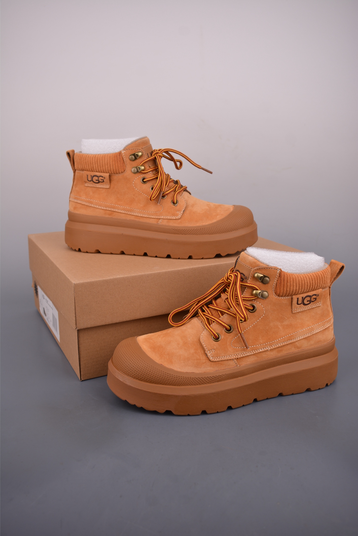 280 美国轻奢品牌 UGG M Tasman Weather Hybrid 塔斯曼混合系列中帮厚底轻量休闲马丁靴 U9808