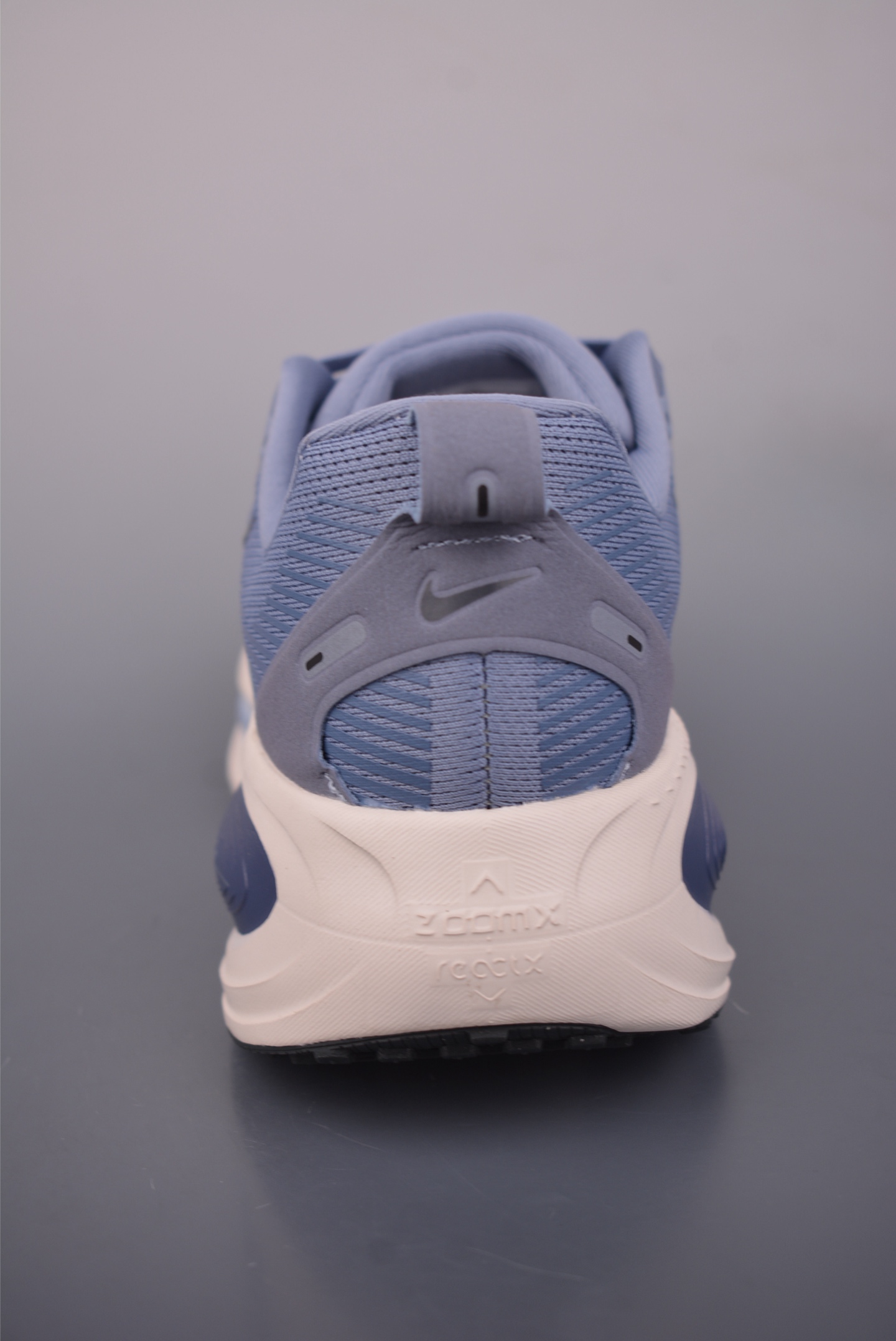 Nike Air Zoom Vomero Plus HM6803-402