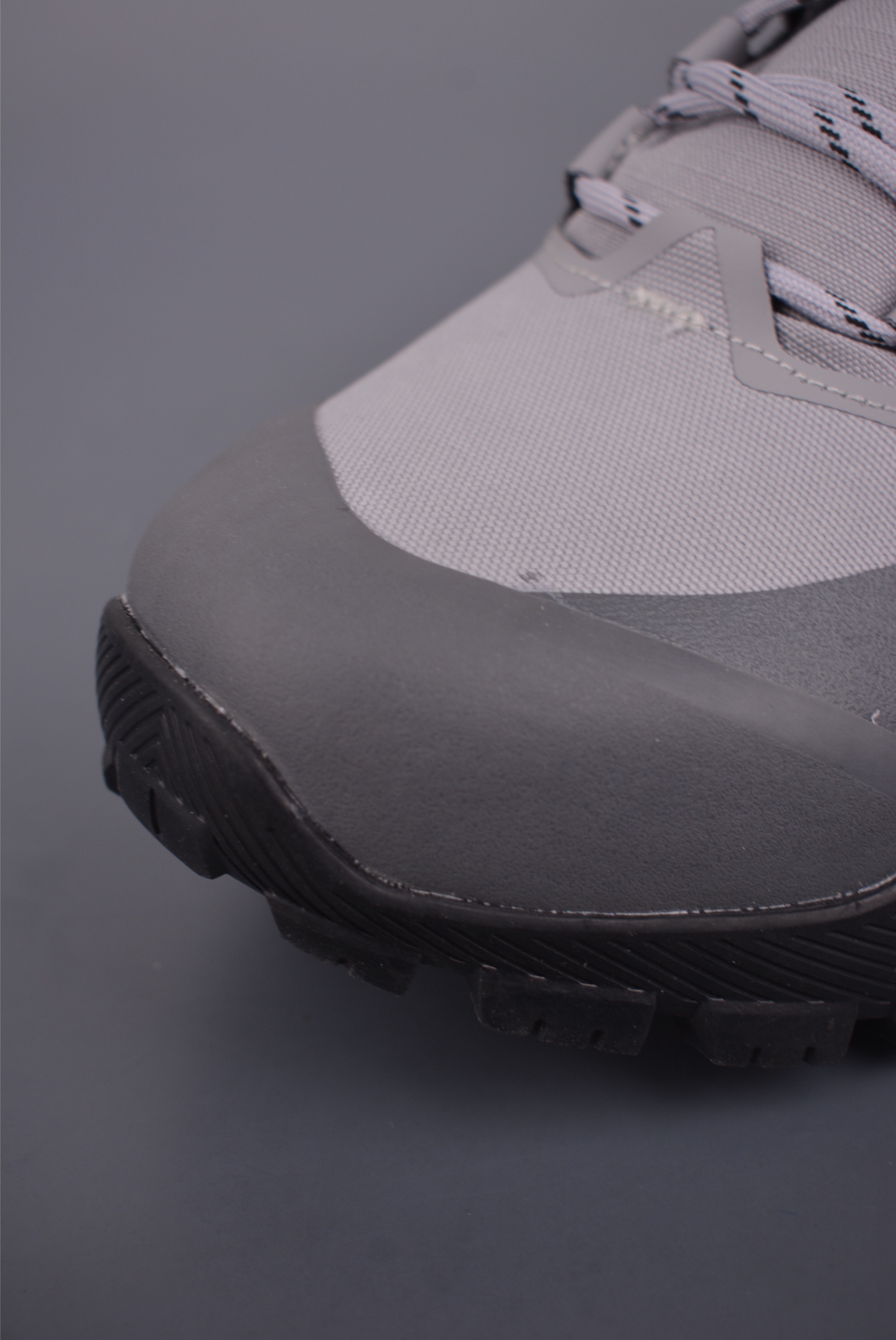 300 北面THE M OFFTRAIL HIKE GORE-TEX 面料采用进口磨砂牛皮 NFOA8AEG