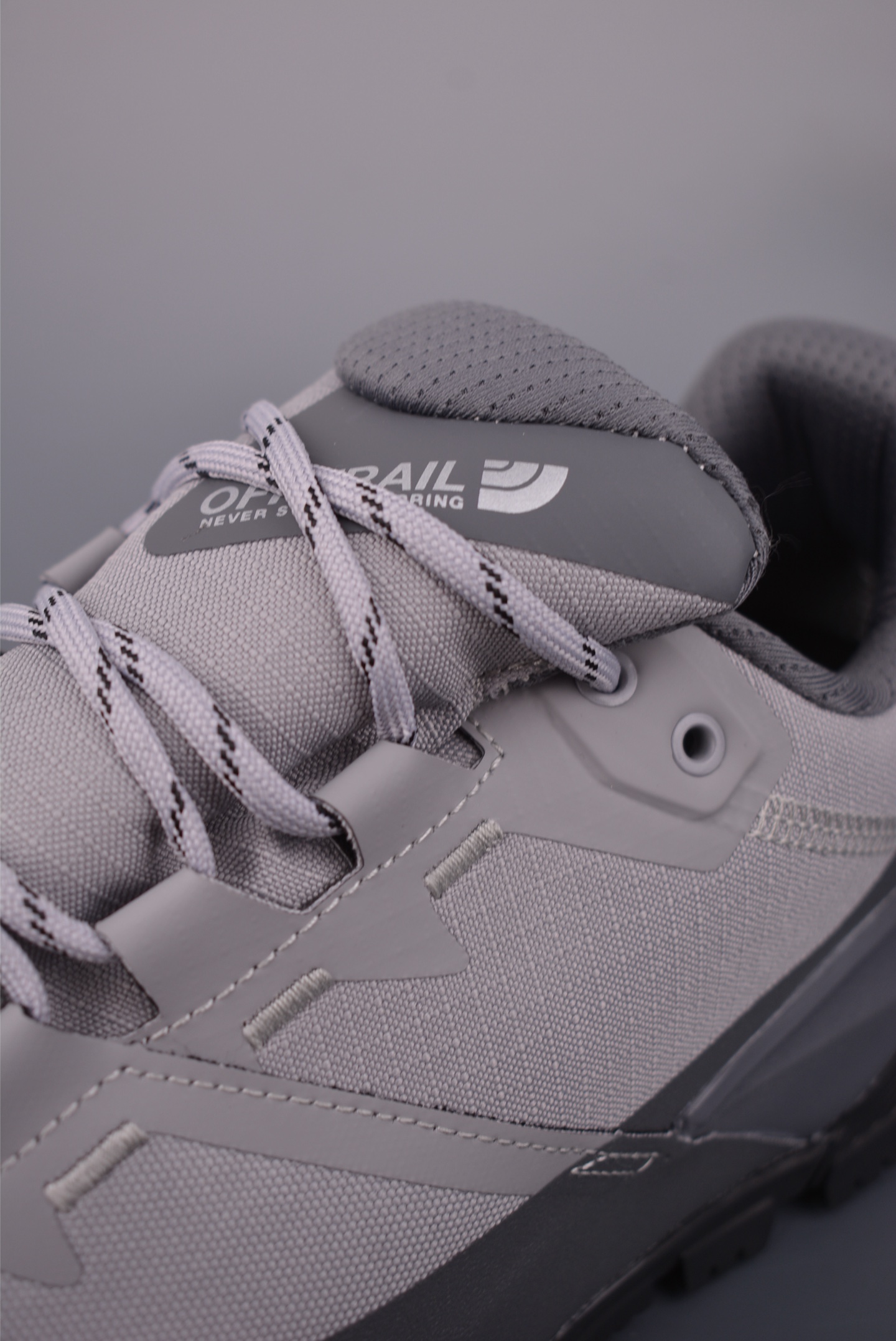 300 北面THE M OFFTRAIL HIKE GORE-TEX 面料采用进口磨砂牛皮 NFOA8AEG