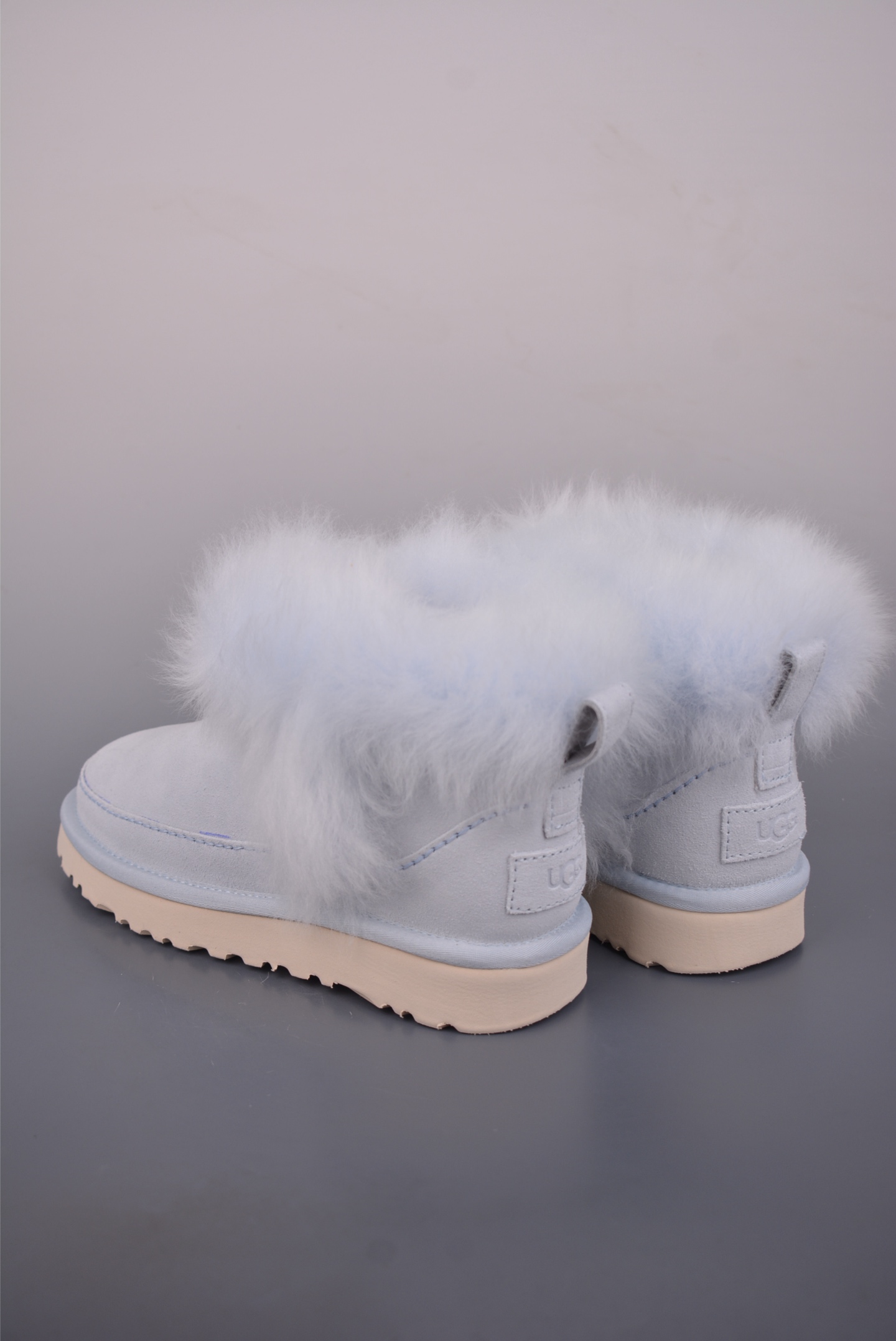 300 W CLASSIC ULTRA MINI CHALET 平台外贸专供 UGG 新款雪地靴 1173832