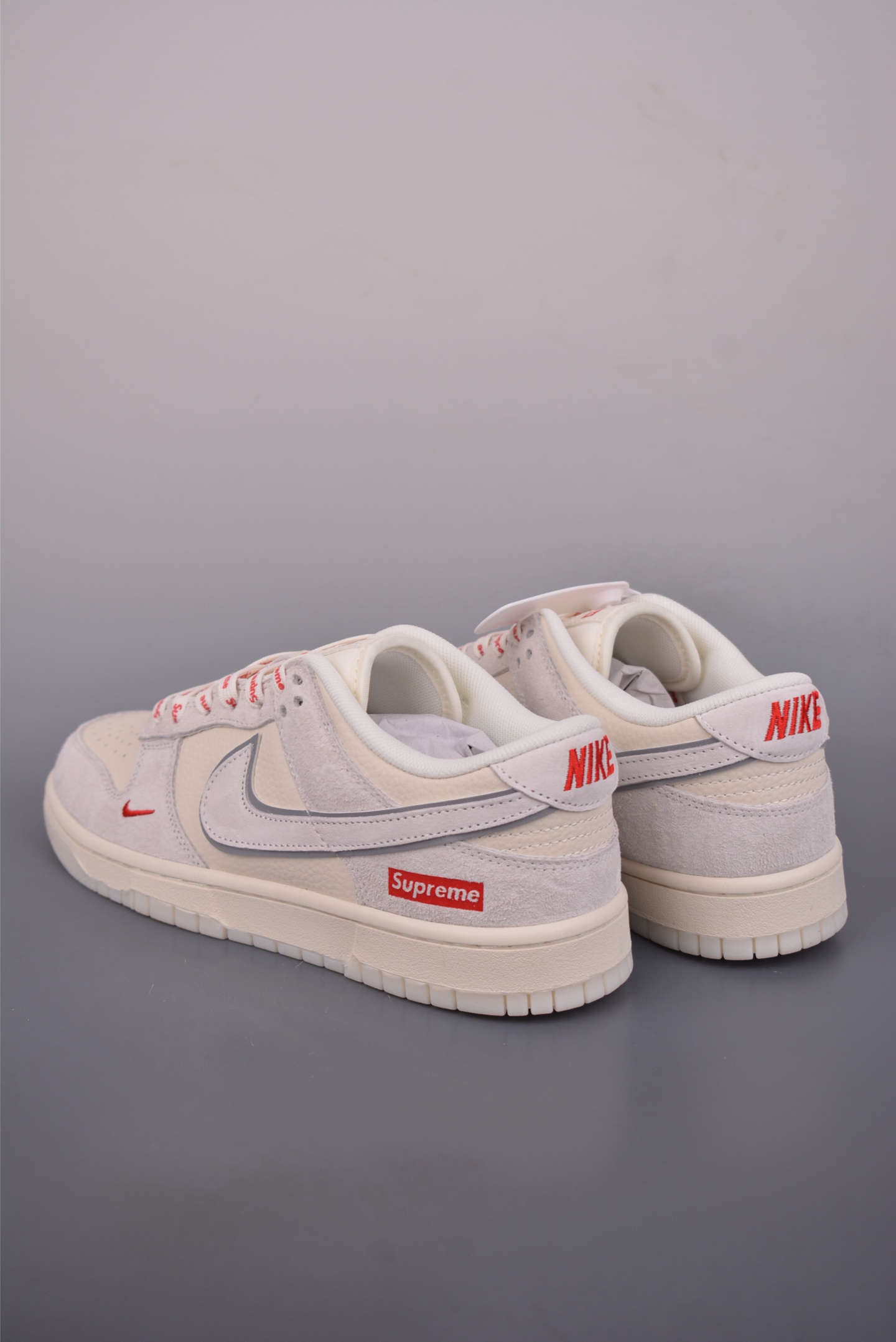 Nike SB Dunk Low Supreme联名 DN3168-007