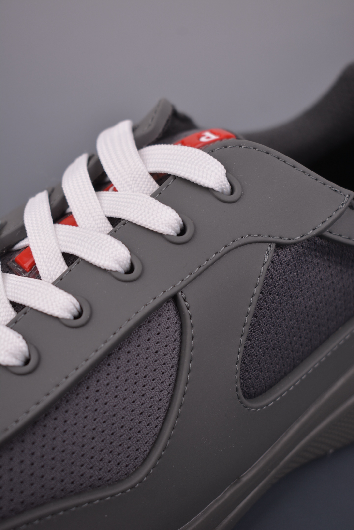 420 PRADA普拉达 广东大厂品质 专柜同步 厚底徽标系带运动休闲男鞋系列 3D968M