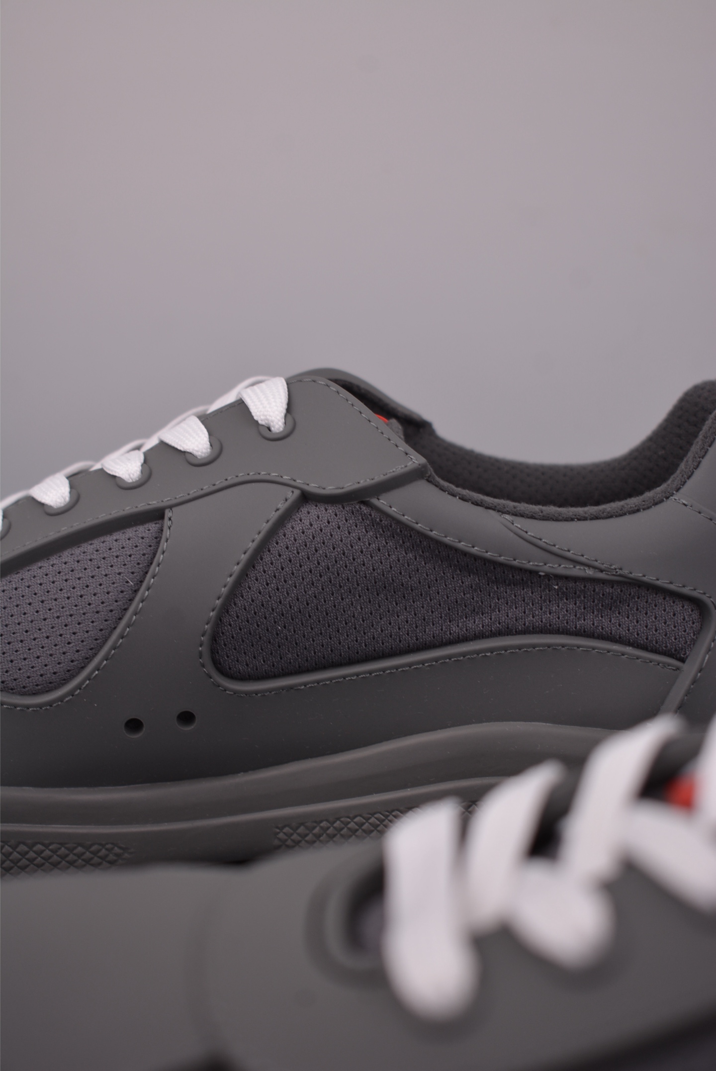 420 PRADA普拉达 广东大厂品质 专柜同步 厚底徽标系带运动休闲男鞋系列 3D968M