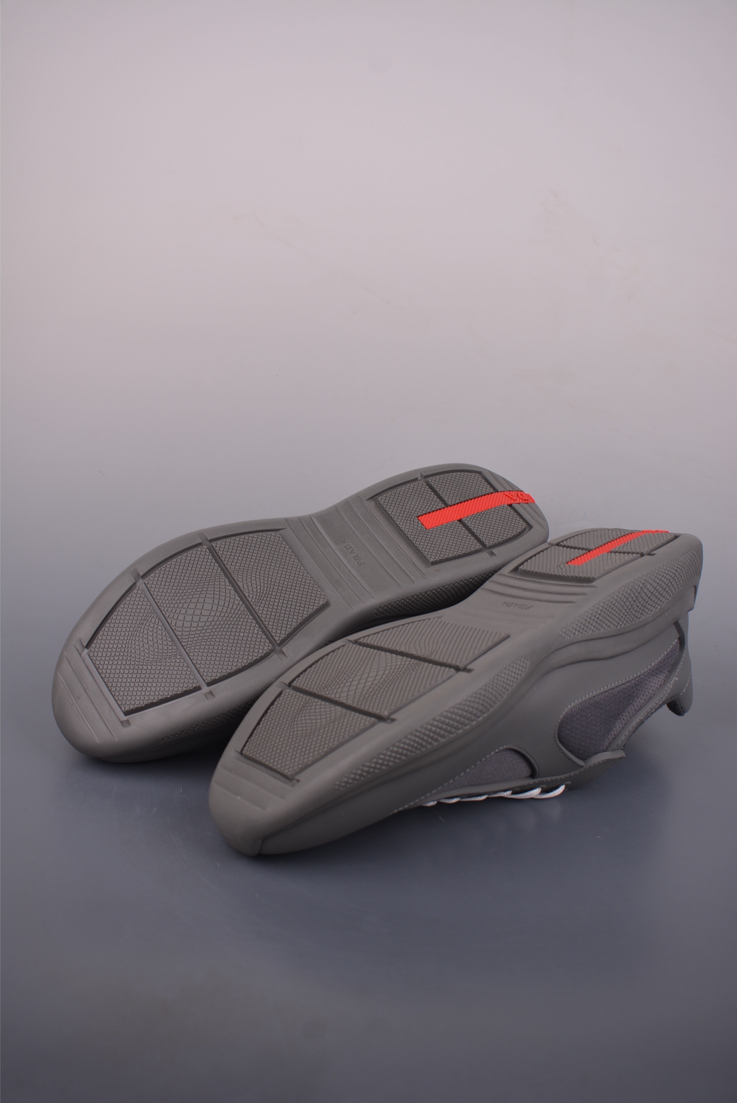 420 PRADA普拉达 广东大厂品质 专柜同步 厚底徽标系带运动休闲男鞋系列 3D968M