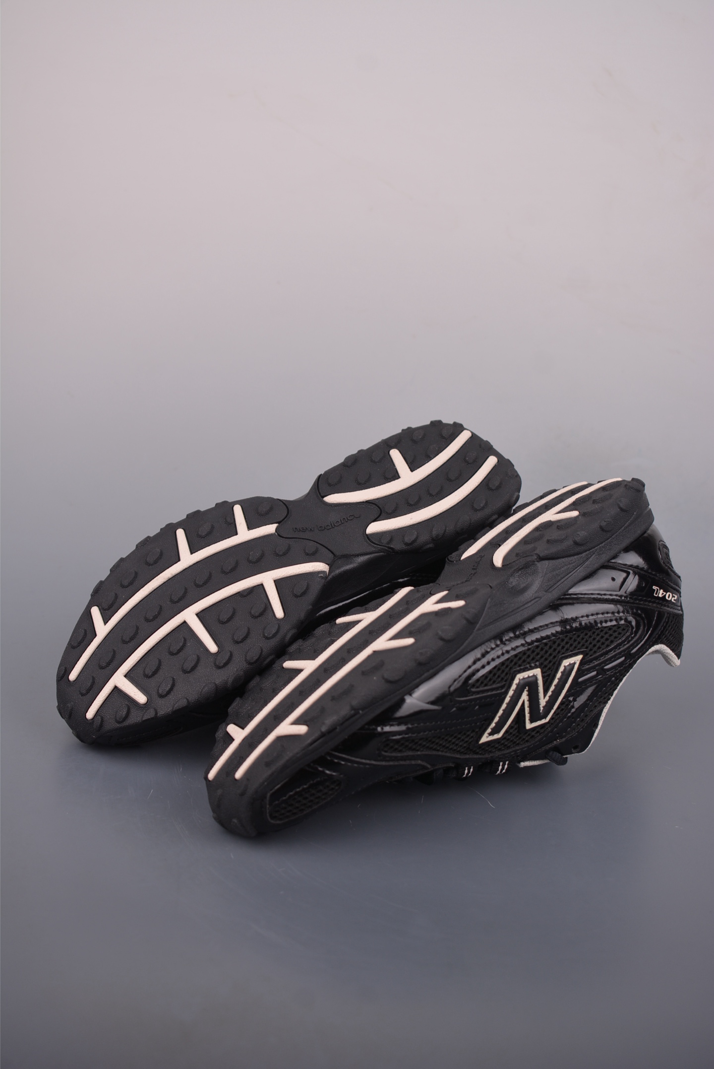 240 New Balance 新百伦204 充正版本 复古休闲运动百搭老爹跑步鞋 U204LMRA-Chinese UA Cheap High Quatity Brand Clothes Bags handbags Sneakers wholesale wholesaler seller from China Factory suppliers Fashion Clothing Shoes best Quality Beautiful Price 240 New Balance 新百伦204 充正版本 复古休闲运动百搭老爹跑步鞋 U204LMRA