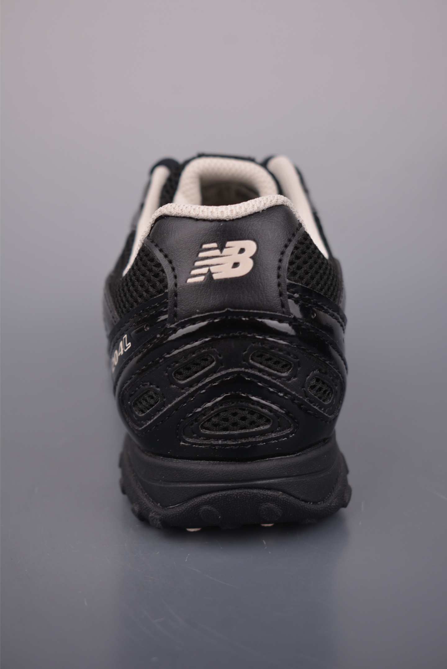 240 New Balance 新百伦204 充正版本 复古休闲运动百搭老爹跑步鞋 U204LMRA-Chinese UA Cheap High Quatity Brand Clothes Bags handbags Sneakers wholesale wholesaler seller from China Factory suppliers Fashion Clothing Shoes best Quality Beautiful Price 240 New Balance 新百伦204 充正版本 复古休闲运动百搭老爹跑步鞋 U204LMRA