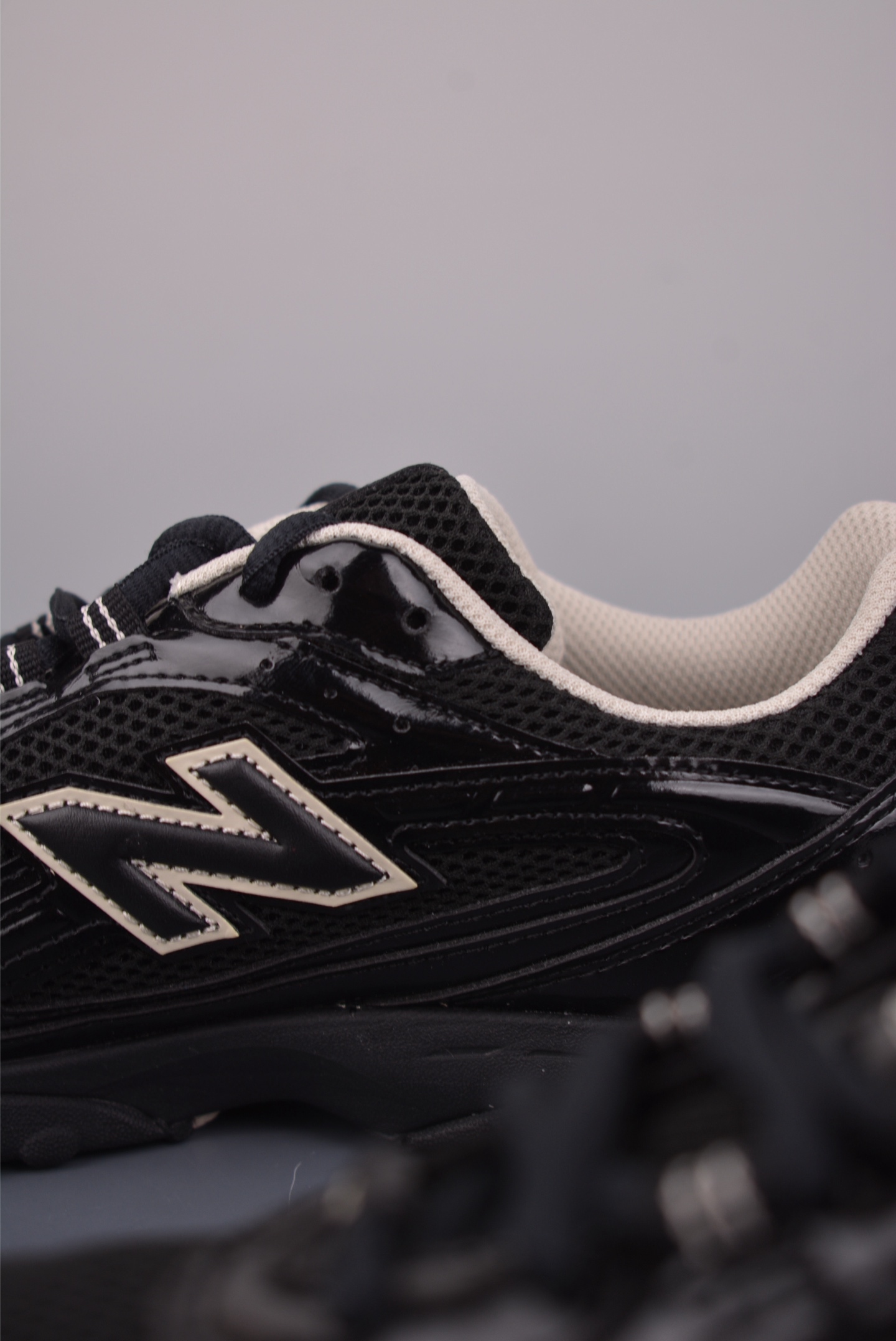 240 New Balance 新百伦204 充正版本 复古休闲运动百搭老爹跑步鞋 U204LMRA-Chinese UA Cheap High Quatity Brand Clothes Bags handbags Sneakers wholesale wholesaler seller from China Factory suppliers Fashion Clothing Shoes best Quality Beautiful Price 240 New Balance 新百伦204 充正版本 复古休闲运动百搭老爹跑步鞋 U204LMRA