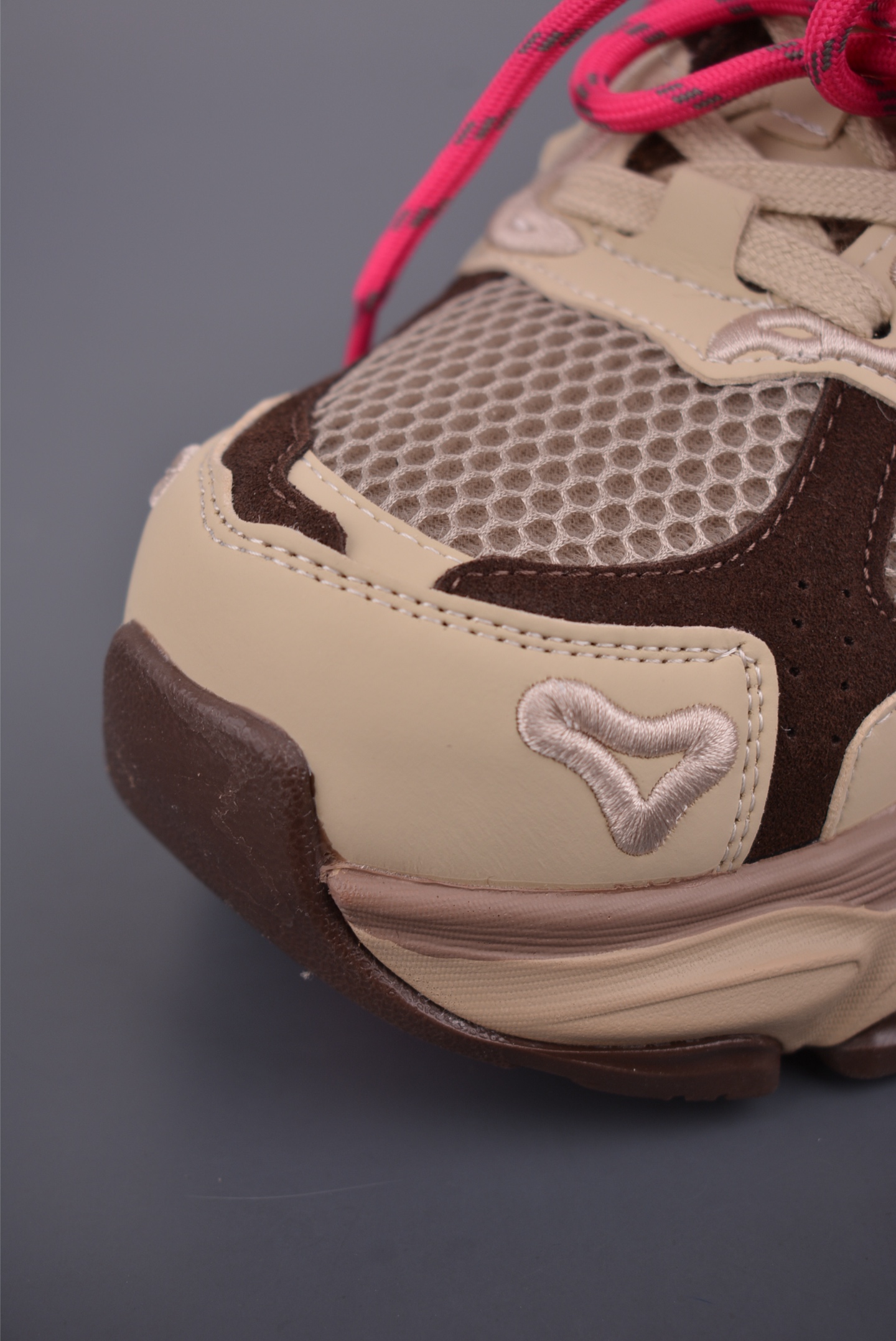 220 GG-CC GG-CC Chunky Low 厚底增高运动老爹鞋 G25X3233B